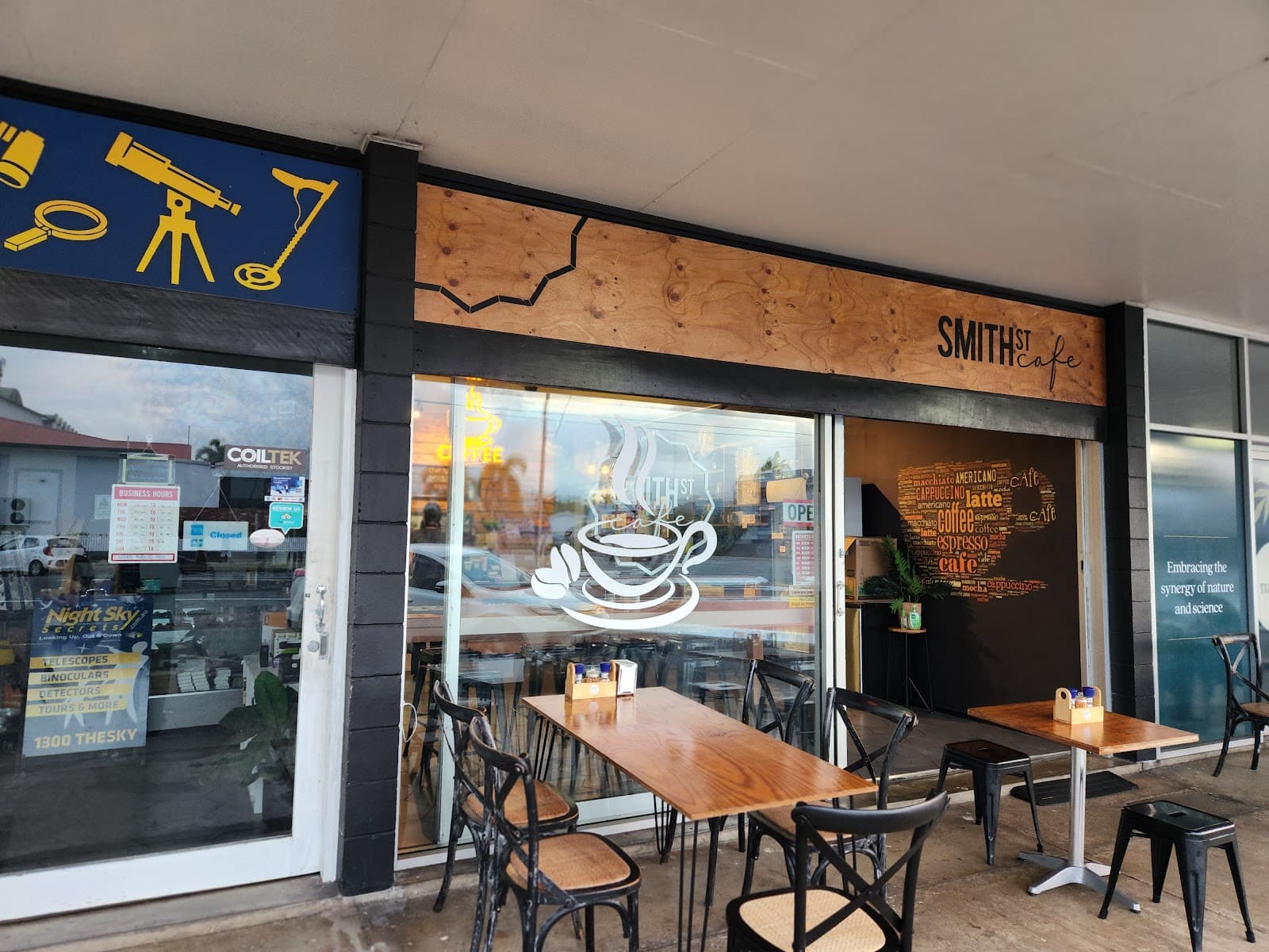 Smith Street Cafe — Edge Hill, Cairns