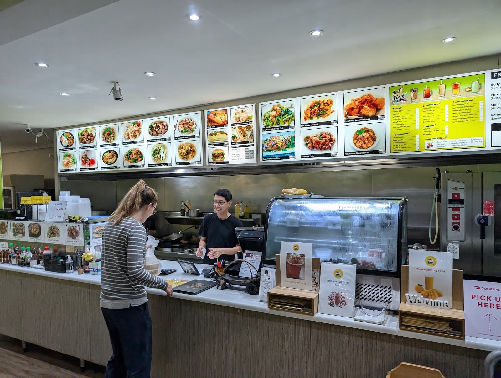 Tia's Cafe — Cairns North, Cairns