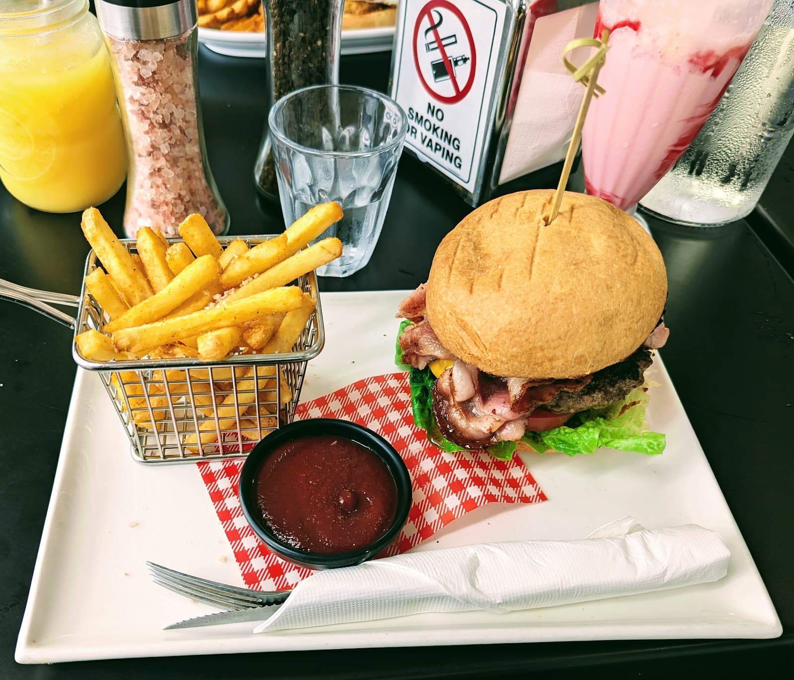 Cairns Burger Cafe — Cairns North, Cairns
