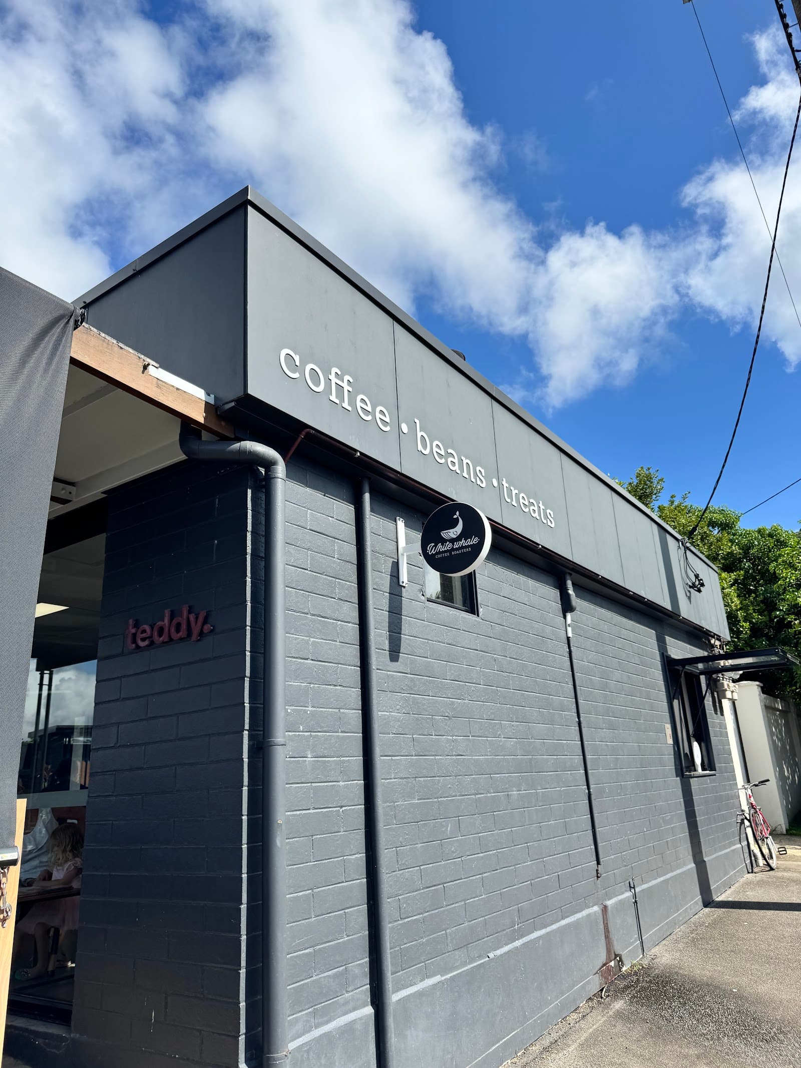 Teddy Espresso — Edge Hill, Cairns