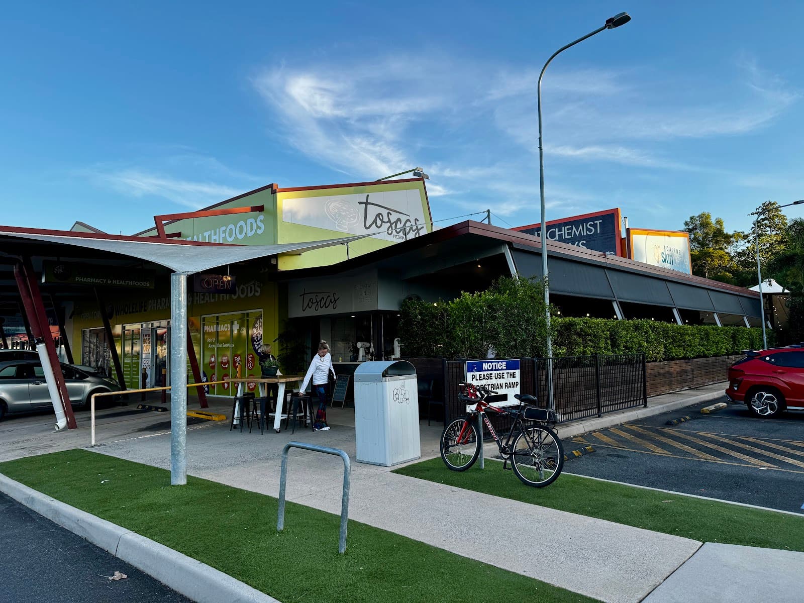 Tosca’s Pizzeria & Bar — Edge Hill, Cairns