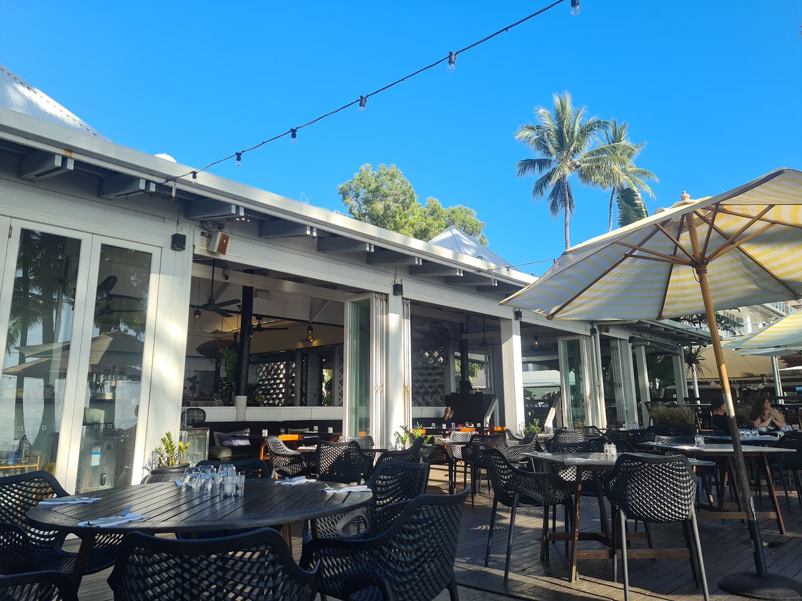 Nu Nu Restaurant — Palm Cove, Cairns