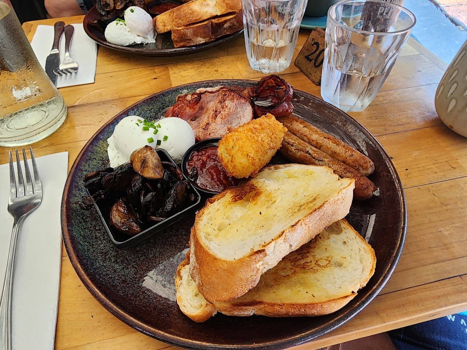 Cafe Fresq — Port Douglas, Cairns