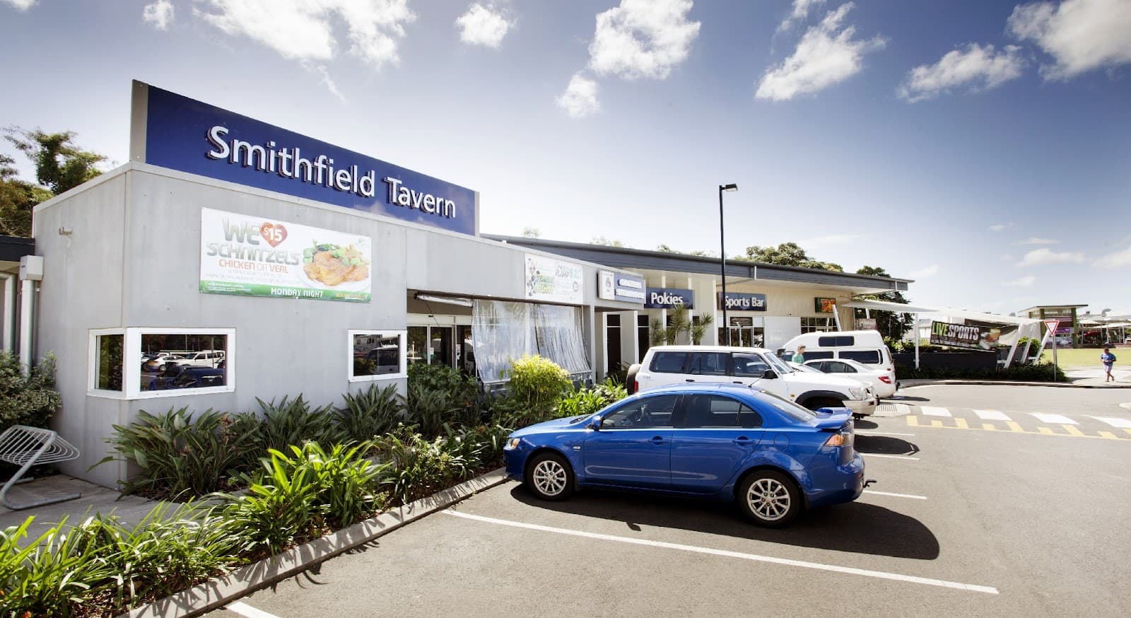 Smithfield Tavern — Smithfield, Cairns