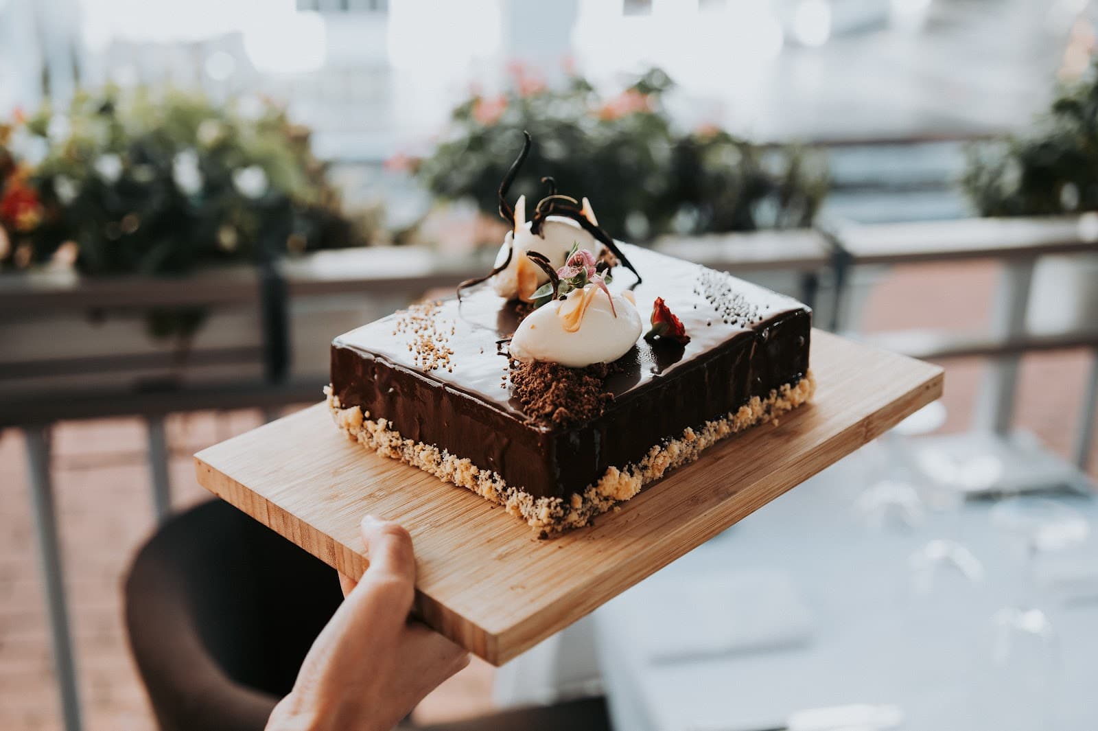 C'est Bon — Cairns City, Cairns