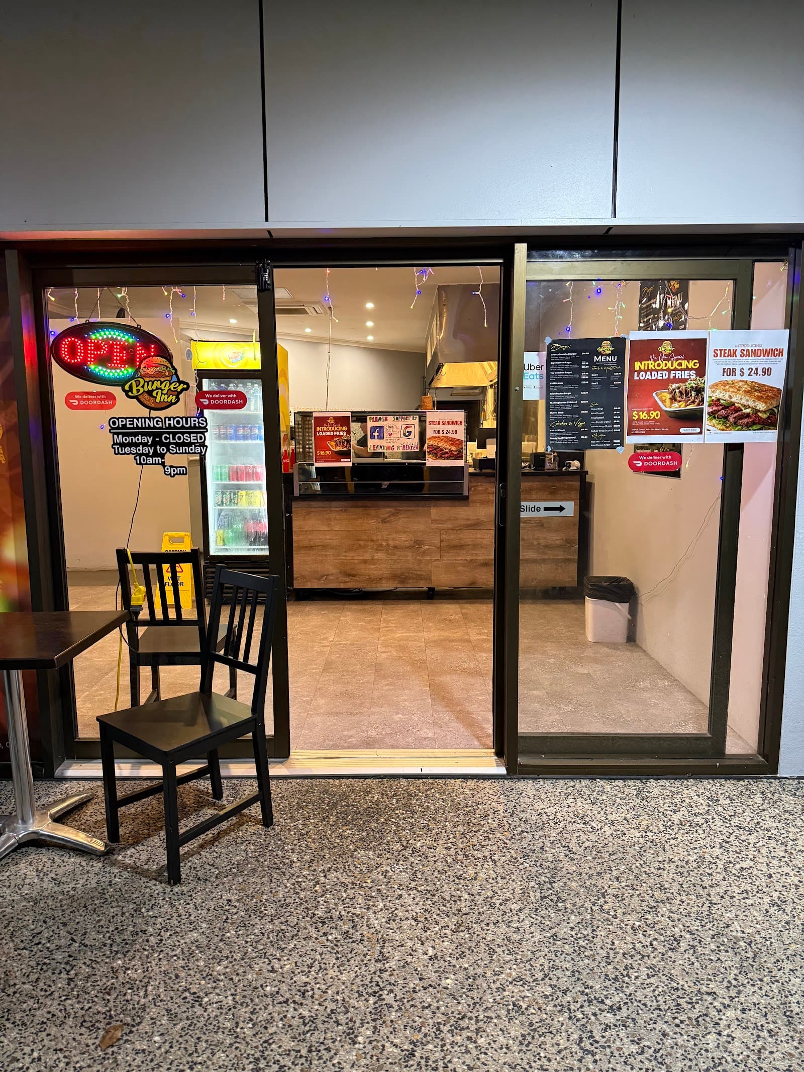 Burger Inn — Trinity Beach, Cairns