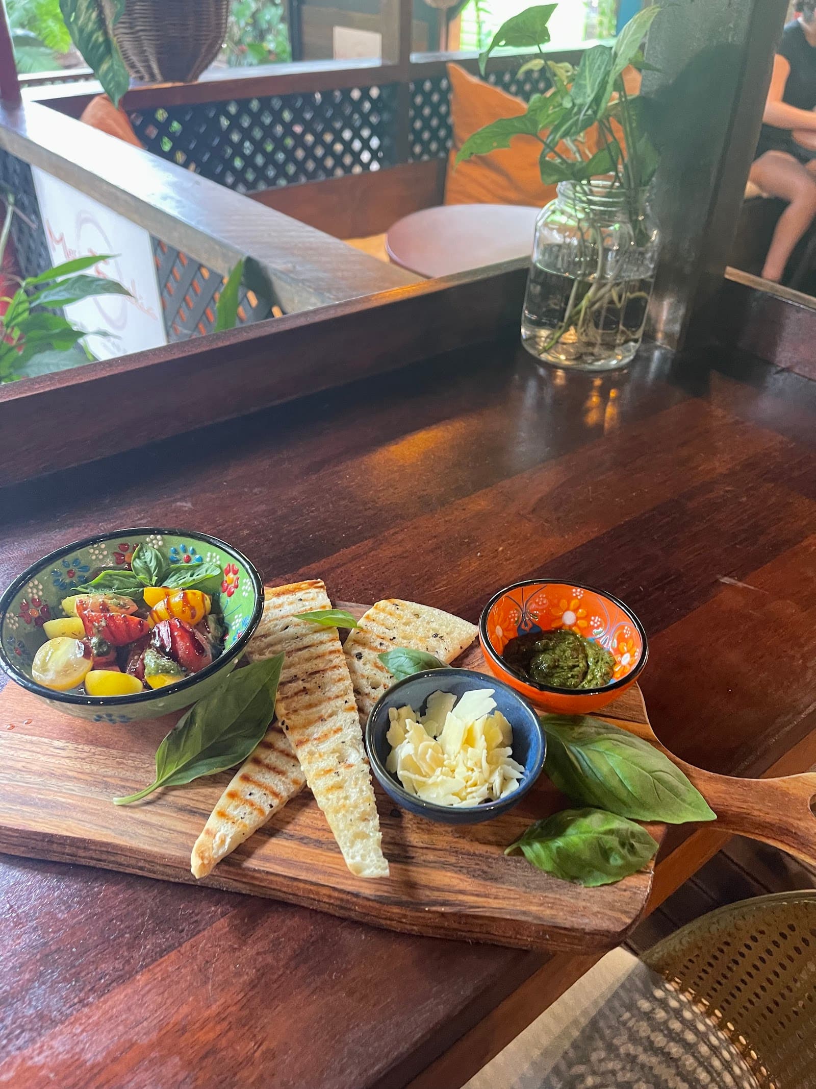 Mesa Familia — Kuranda, Cairns