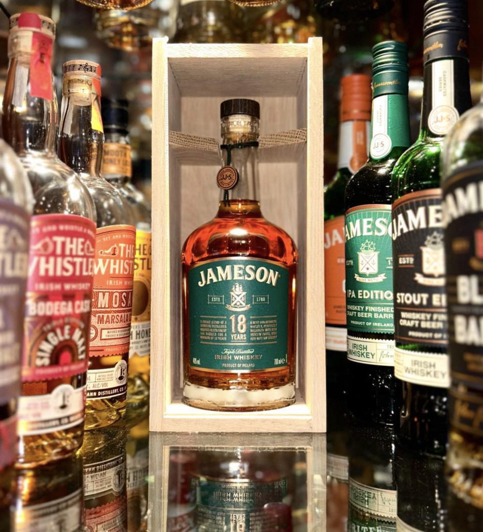 McGinty's Irish Bar — Smithfield, Cairns