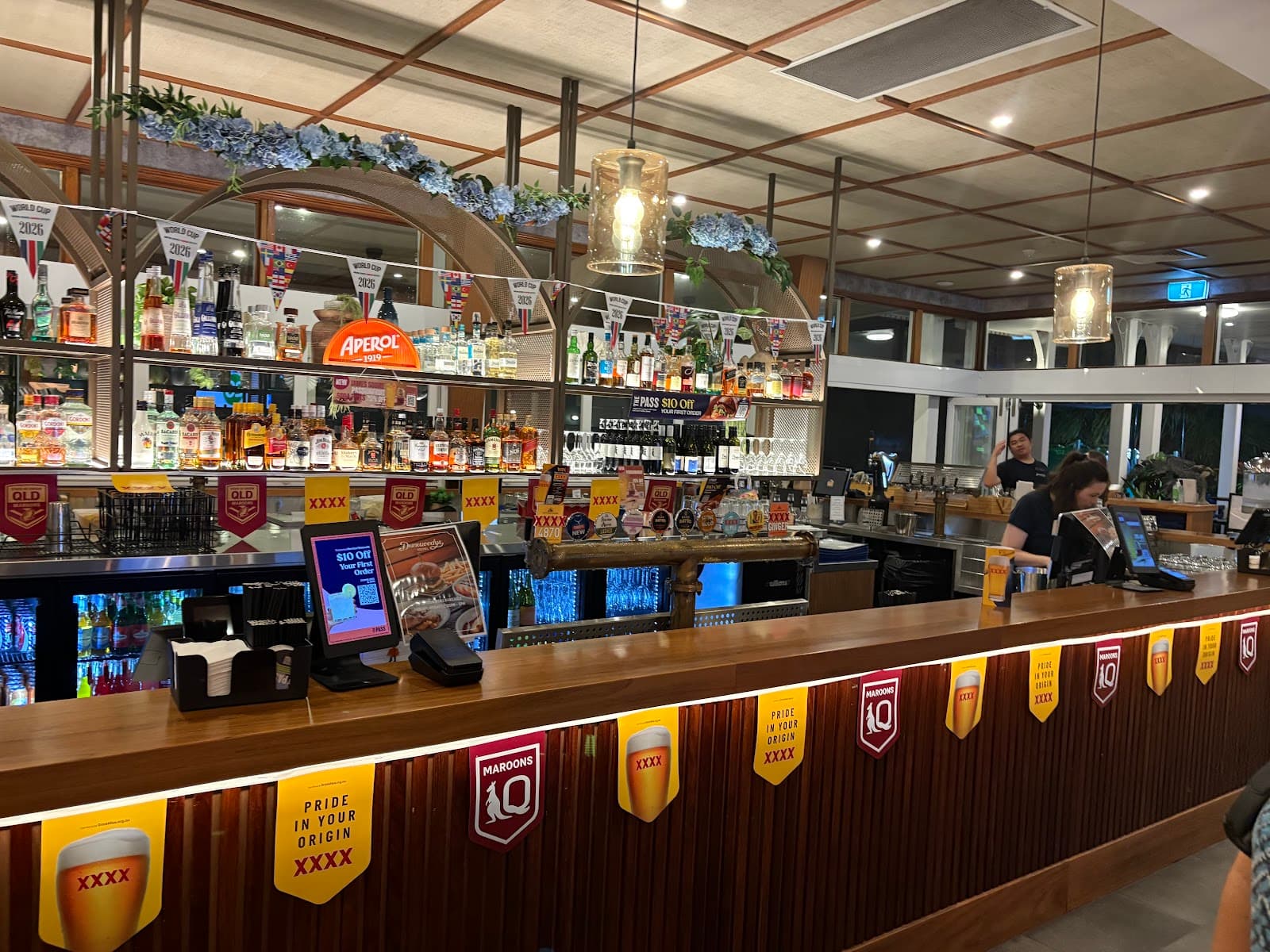 Dunwoody's Hotel — Edge Hill, Cairns