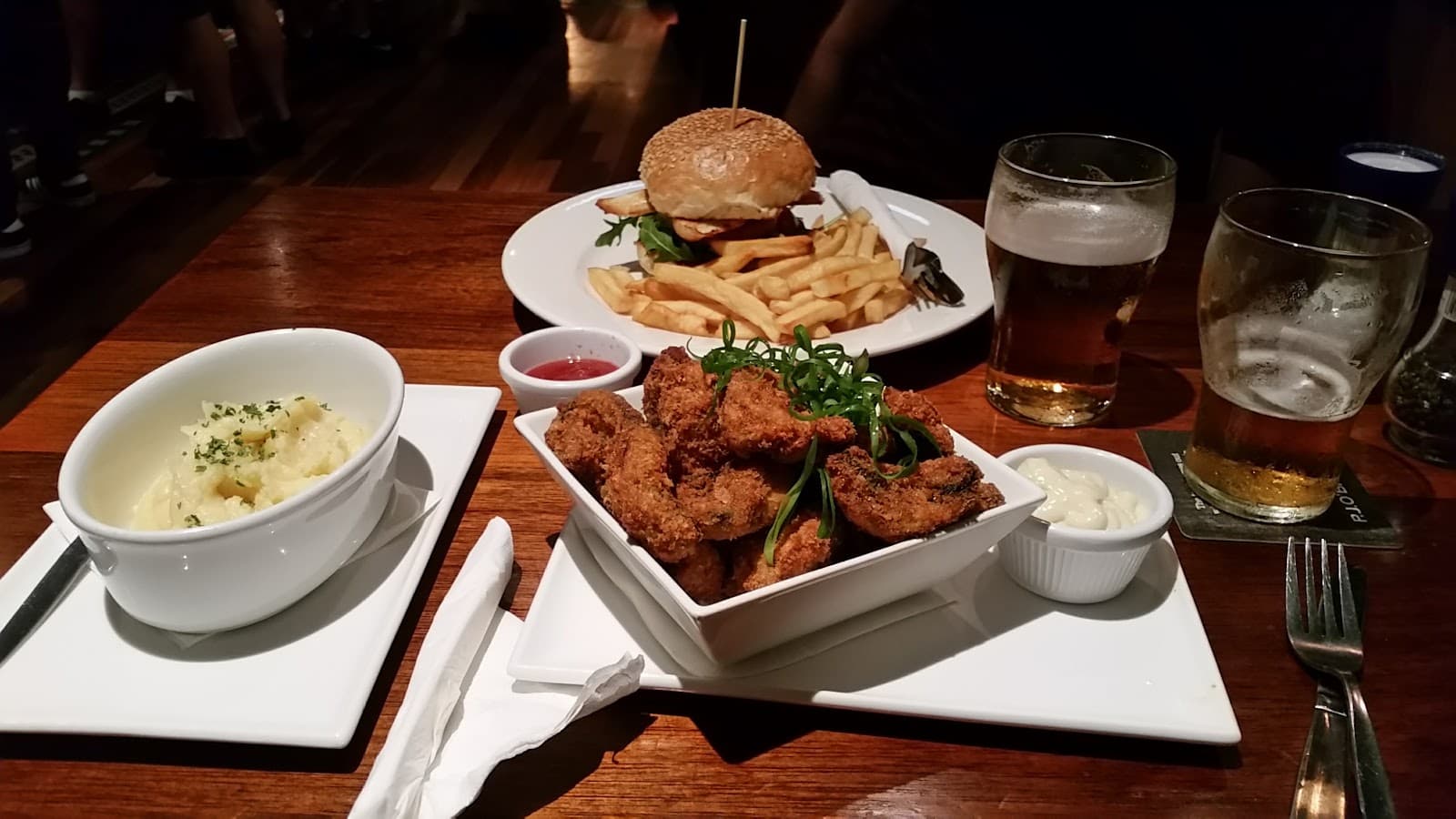 Paddy's Irish Pub & Grill — Port Douglas, Cairns