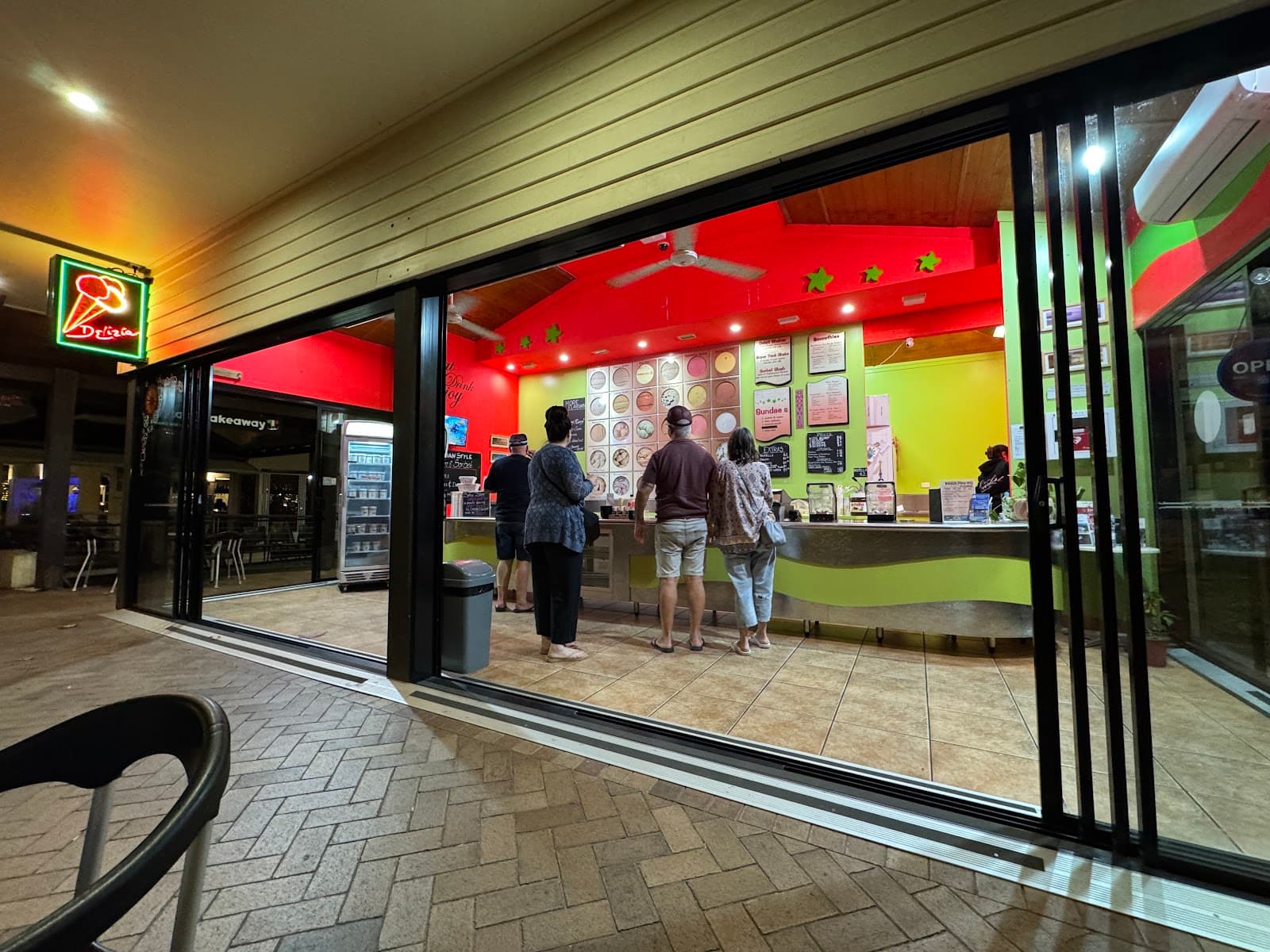 Shakes Ice Cream Bar Port Douglas — Port Douglas, Cairns