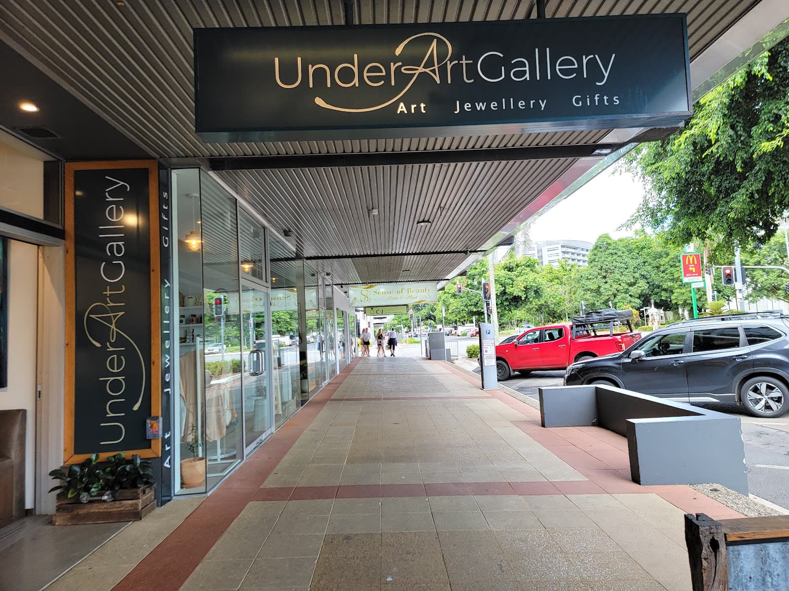 UnderArt Gallery — Trinity Beach, Cairns