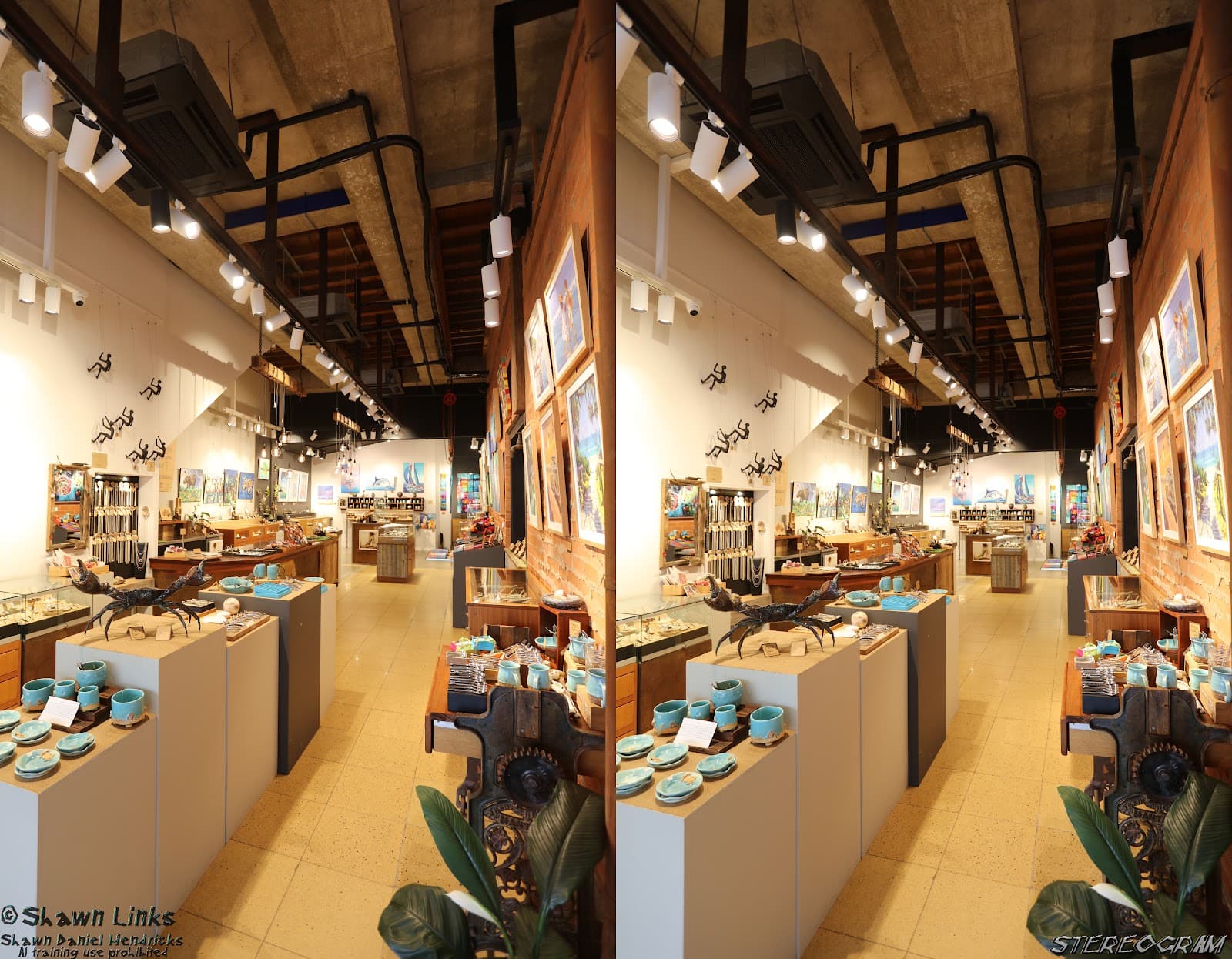 UnderArt Gallery — Trinity Beach, Cairns