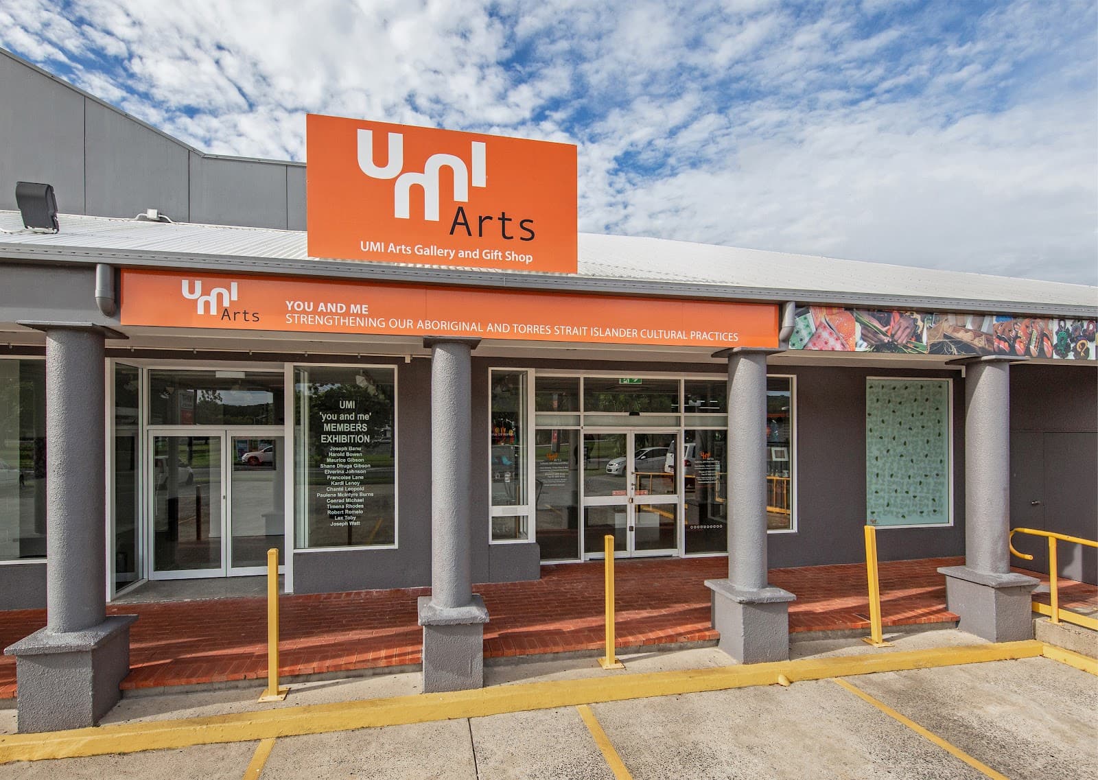 UMI Arts Aboriginal & Torres Strait Islander Arts Gallery, Cairns — Yorkeys Knob, Cairns