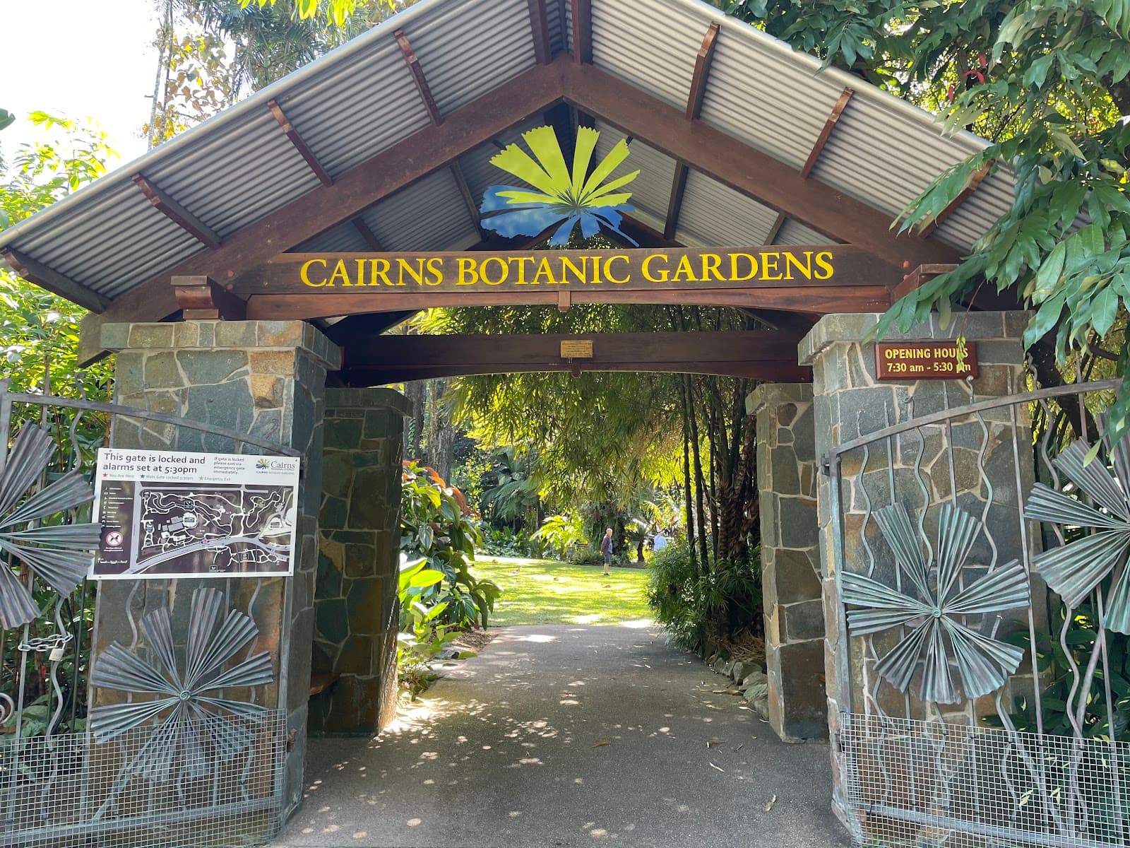 Botanical gardens — Edge Hill, Cairns