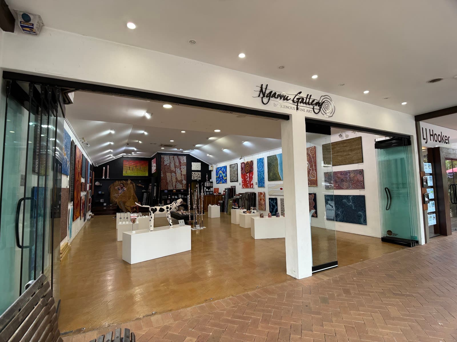 Ngarru Gallery — Port Douglas, Cairns