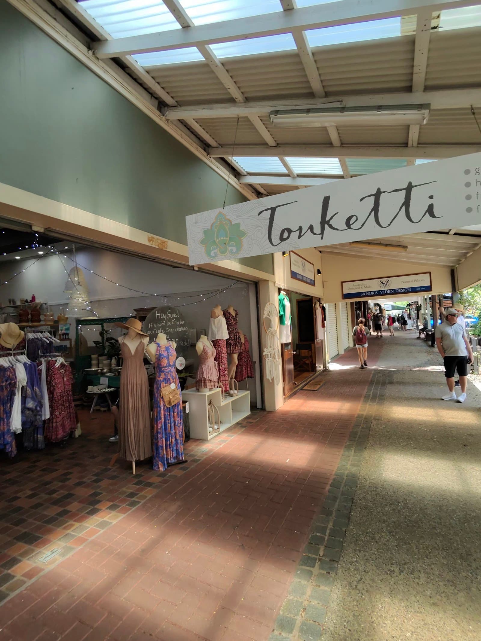 Tonketti Trading — Kuranda, Cairns