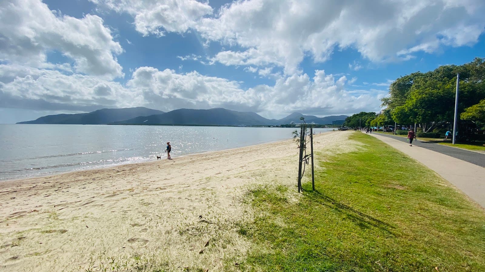 Cairns Esplanade Muddy's Event Lawn — Cairns North, Cairns