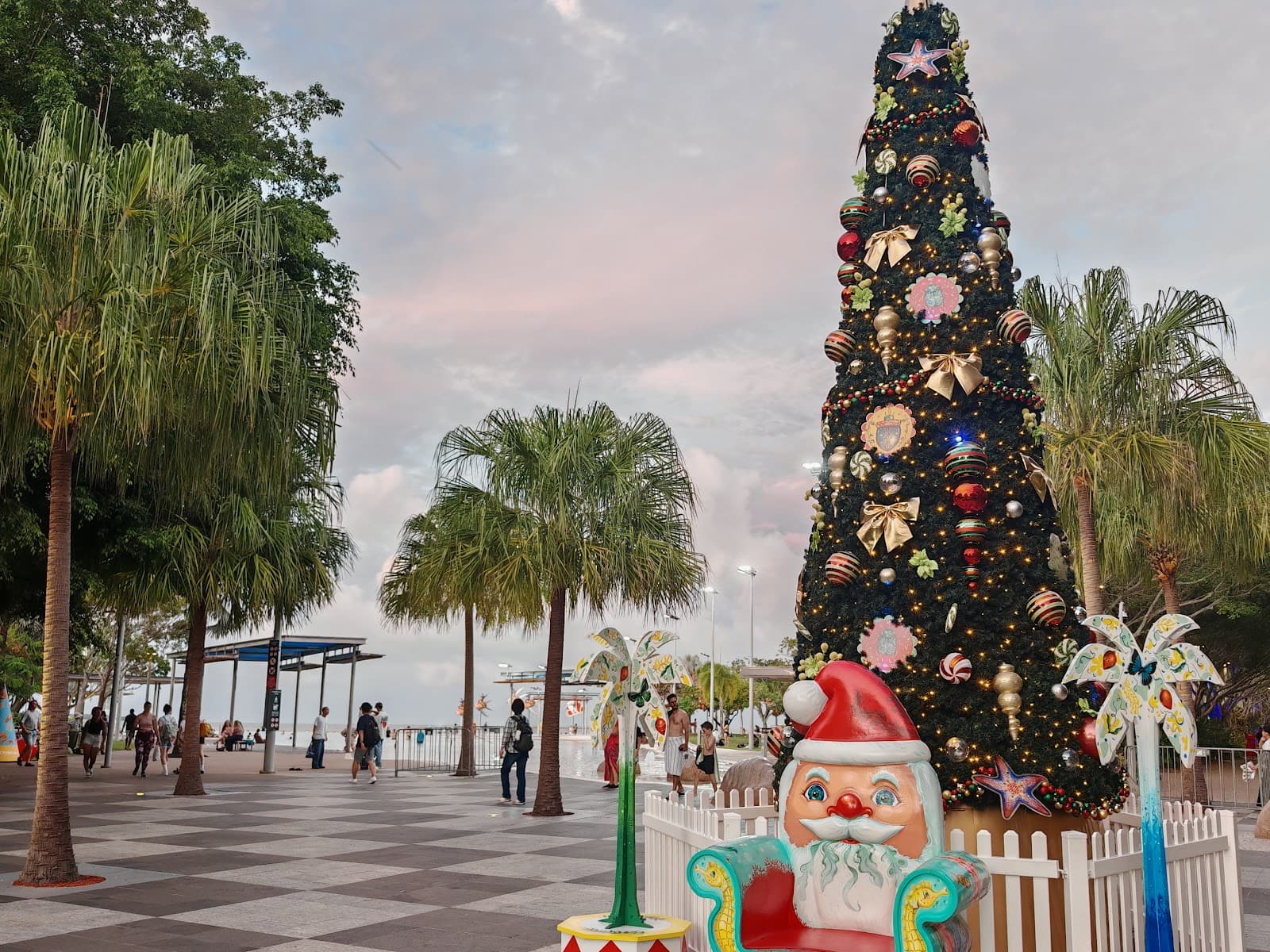 Cairns Esplanade Western Event Lawn — Cairns City, Cairns