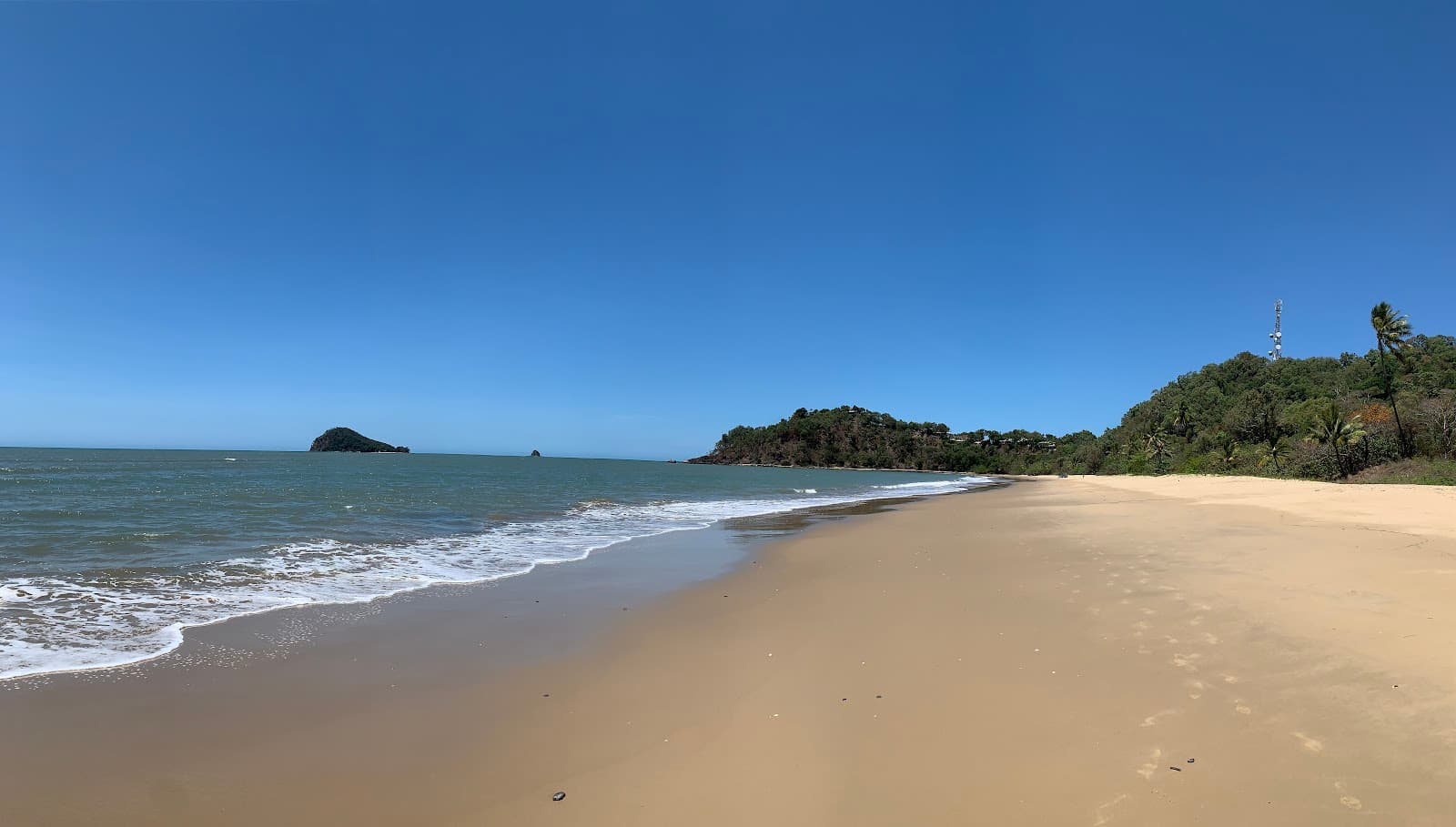 Buchans Point Beach — Kuranda, Cairns