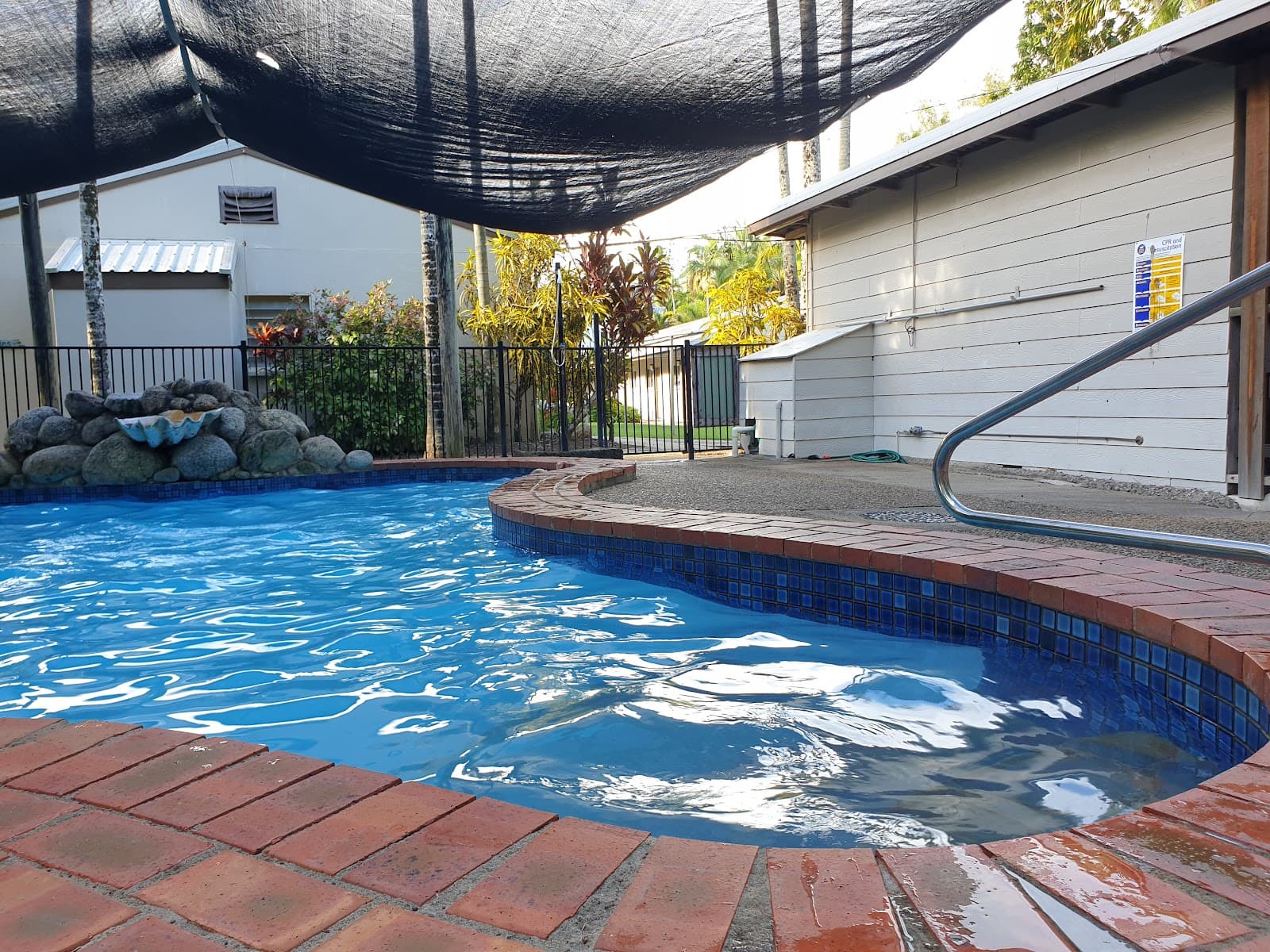 Tropic Breeze Caravan Park — Port Douglas, Cairns