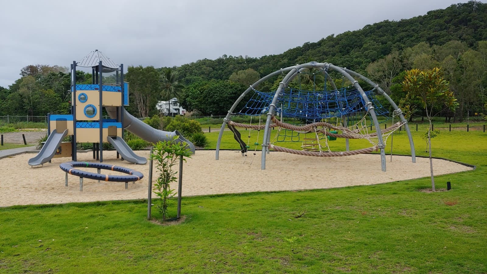 Buddy’s Playground Trinity Beach — Trinity Beach, Cairns