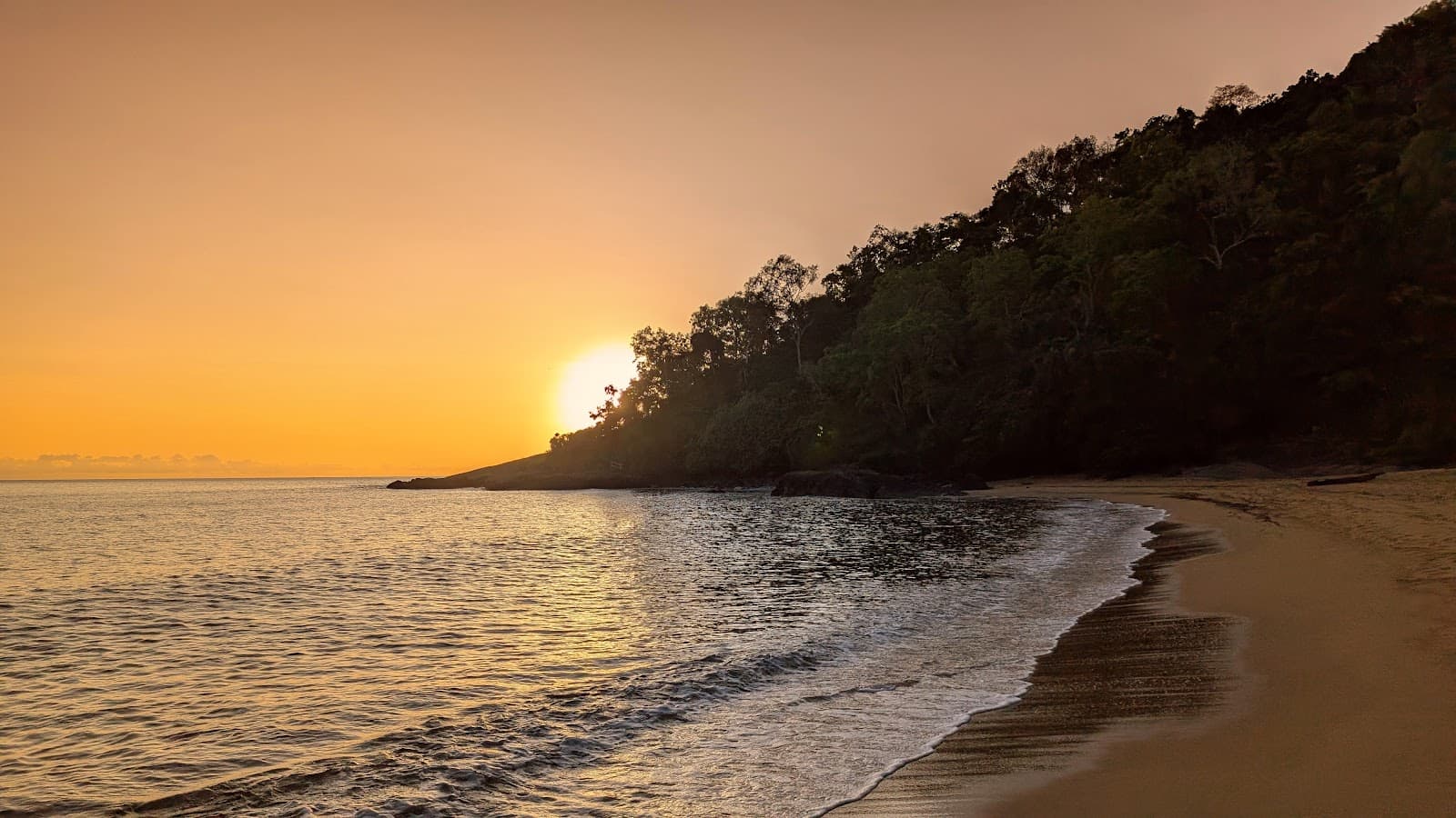 Angel Cove, Trinity Beach Foreshore — Trinity Beach, Cairns