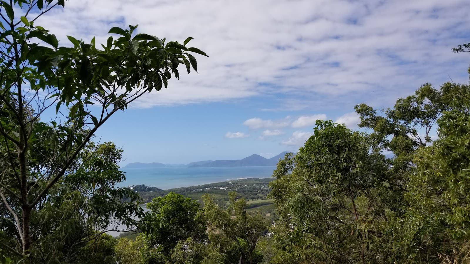 Earl Hill Summit Track — Trinity Beach, Cairns