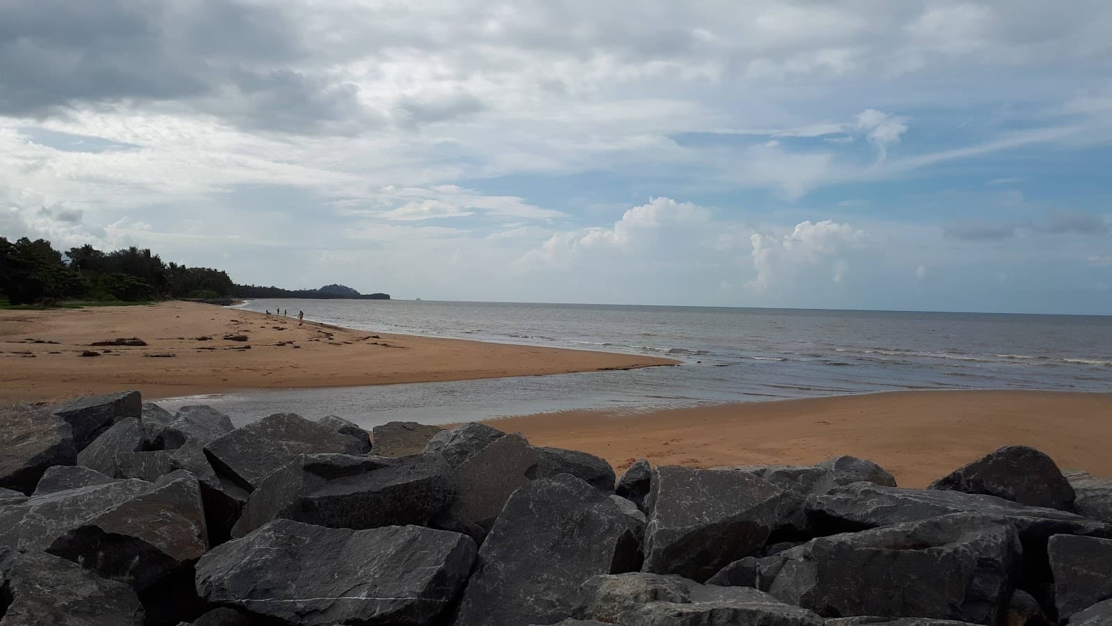 Tamarind Reserve — Holloways Beach, Cairns