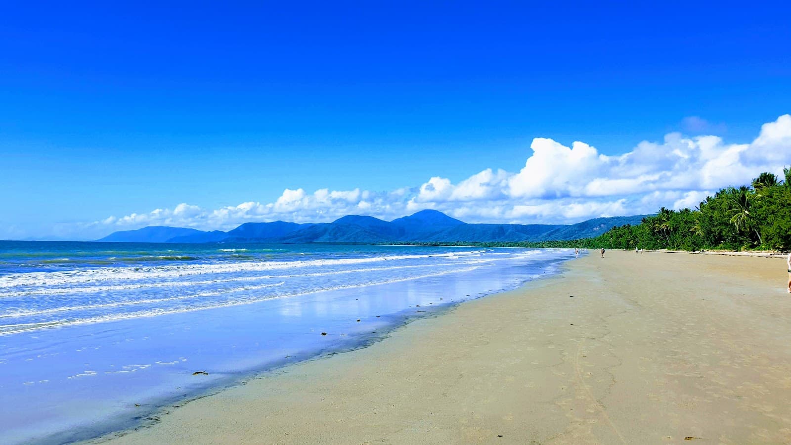 Four Mile Beach — Kuranda, Cairns