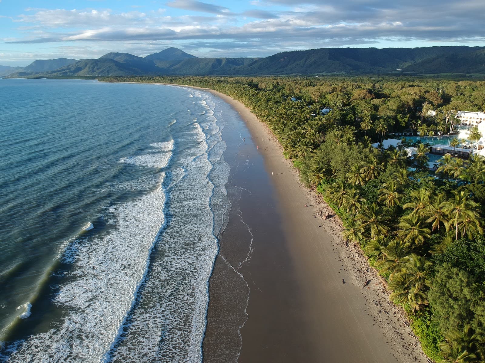 Four Mile Beach — Port Douglas, Cairns
