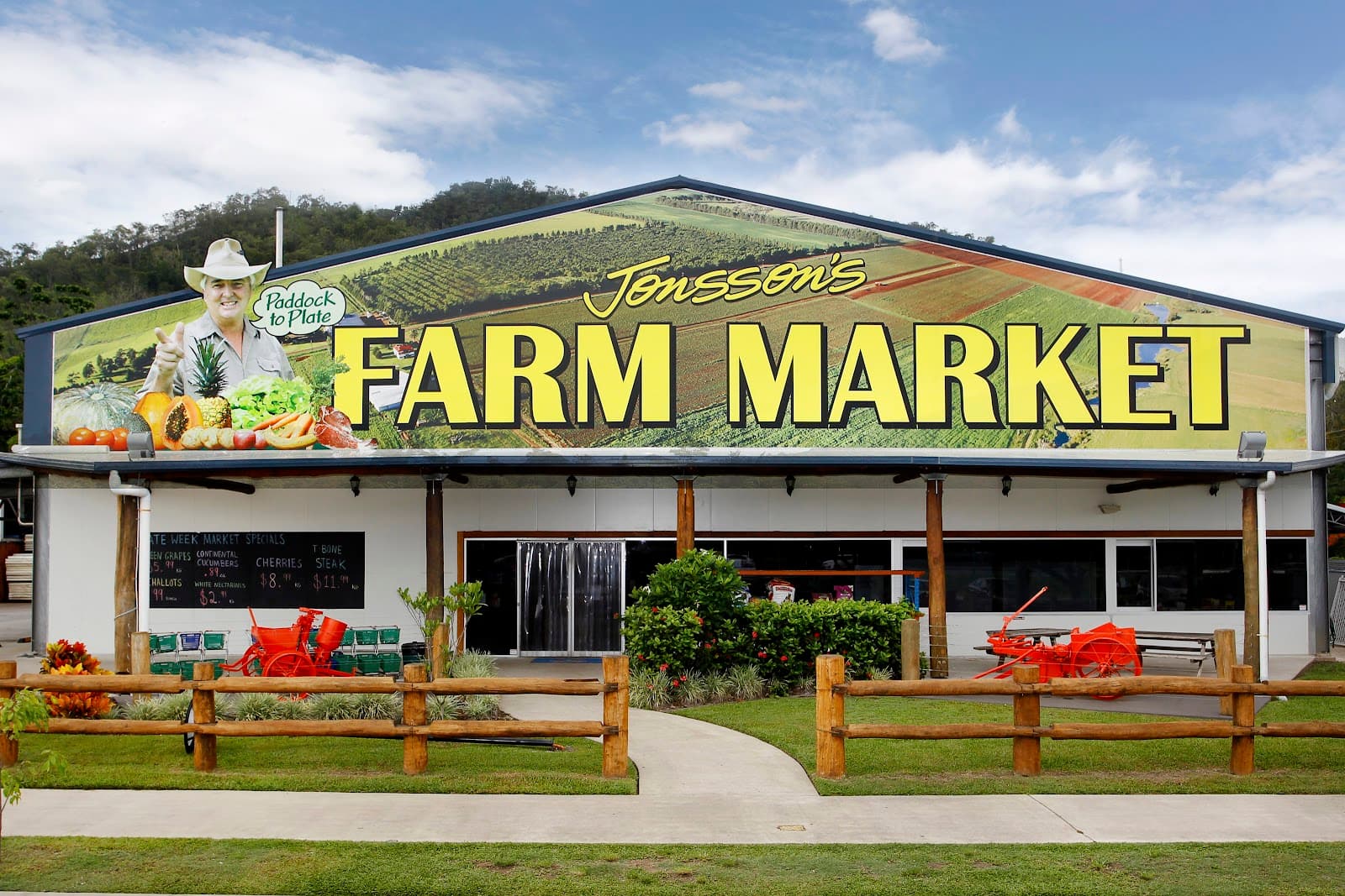 Jonsson's Farm Market — Smithfield, Cairns