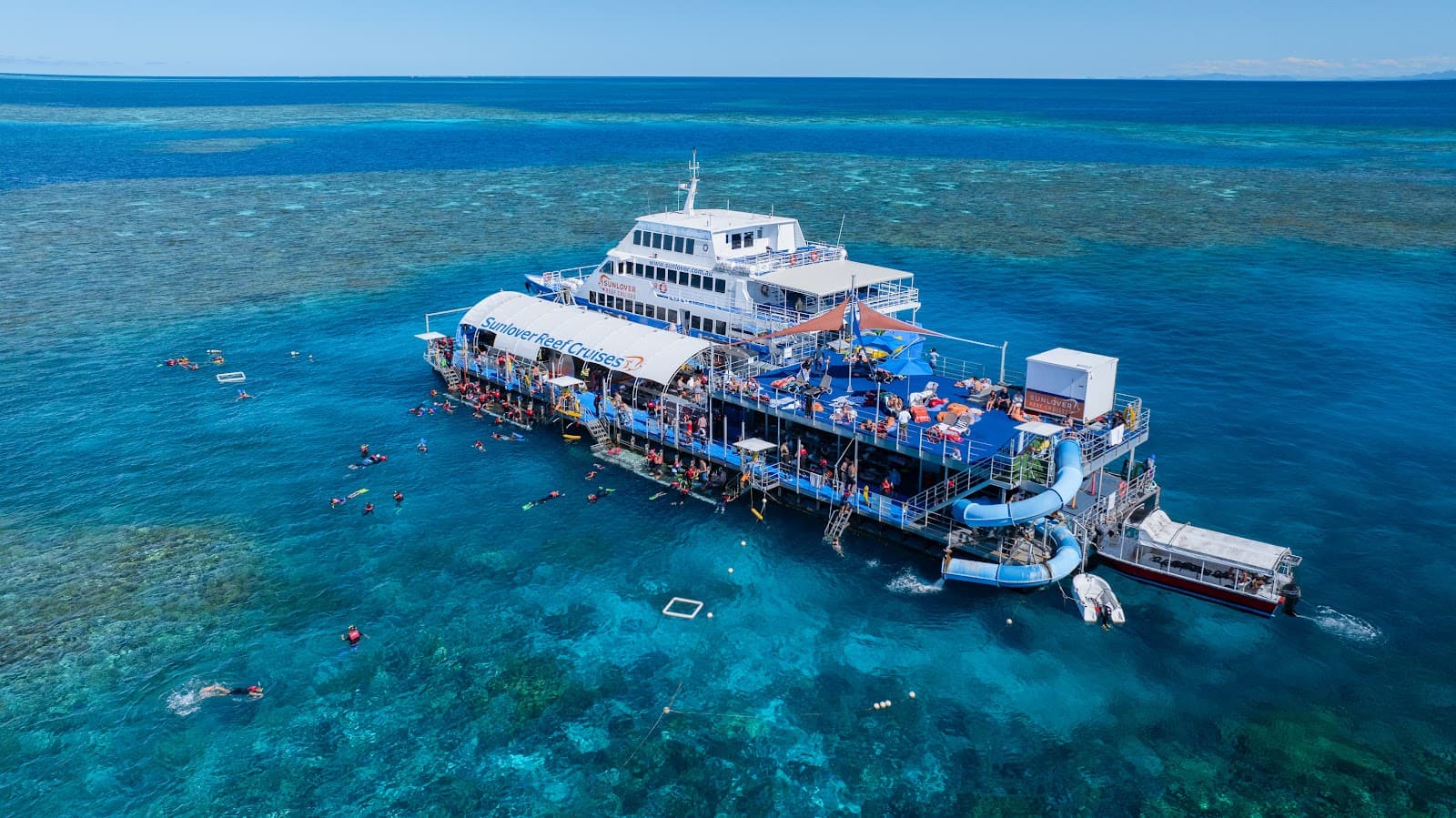 Sunlover Reef Cruises — Holloways Beach, Cairns