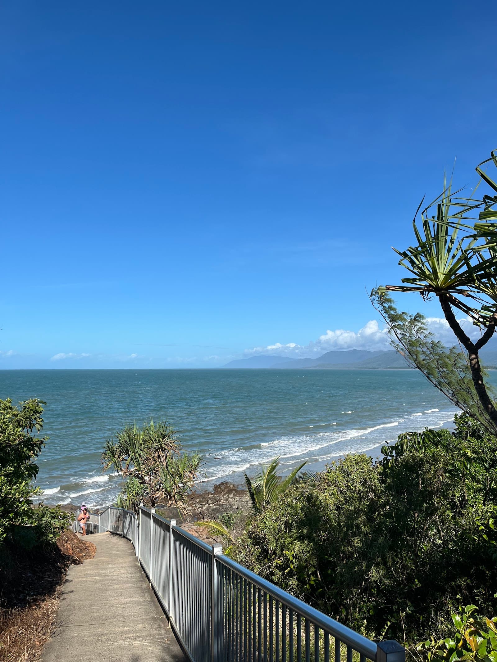 Cruise Ship Viewing Platform — Port Douglas, Cairns