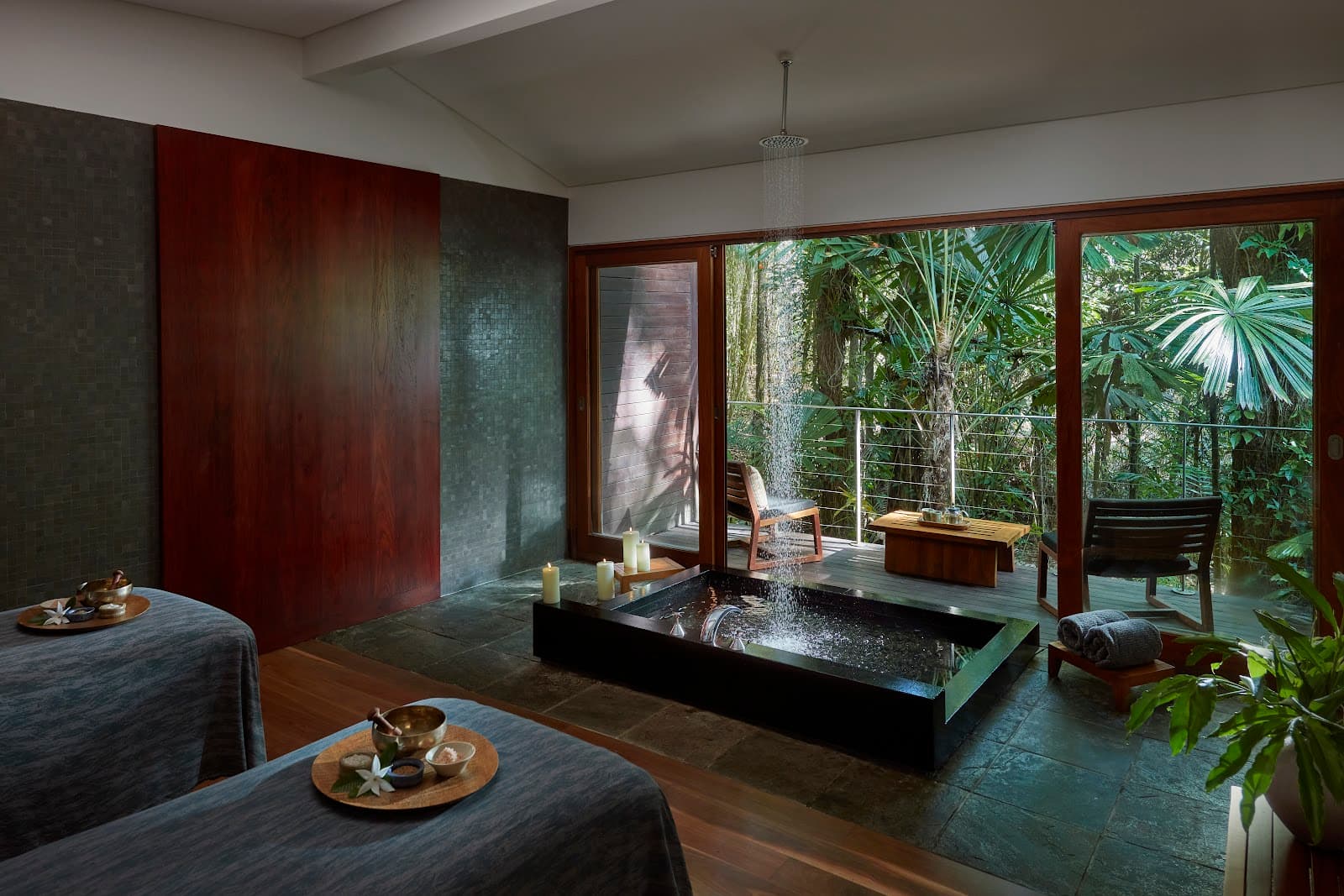 Healing Waters Spa — Holloways Beach, Cairns