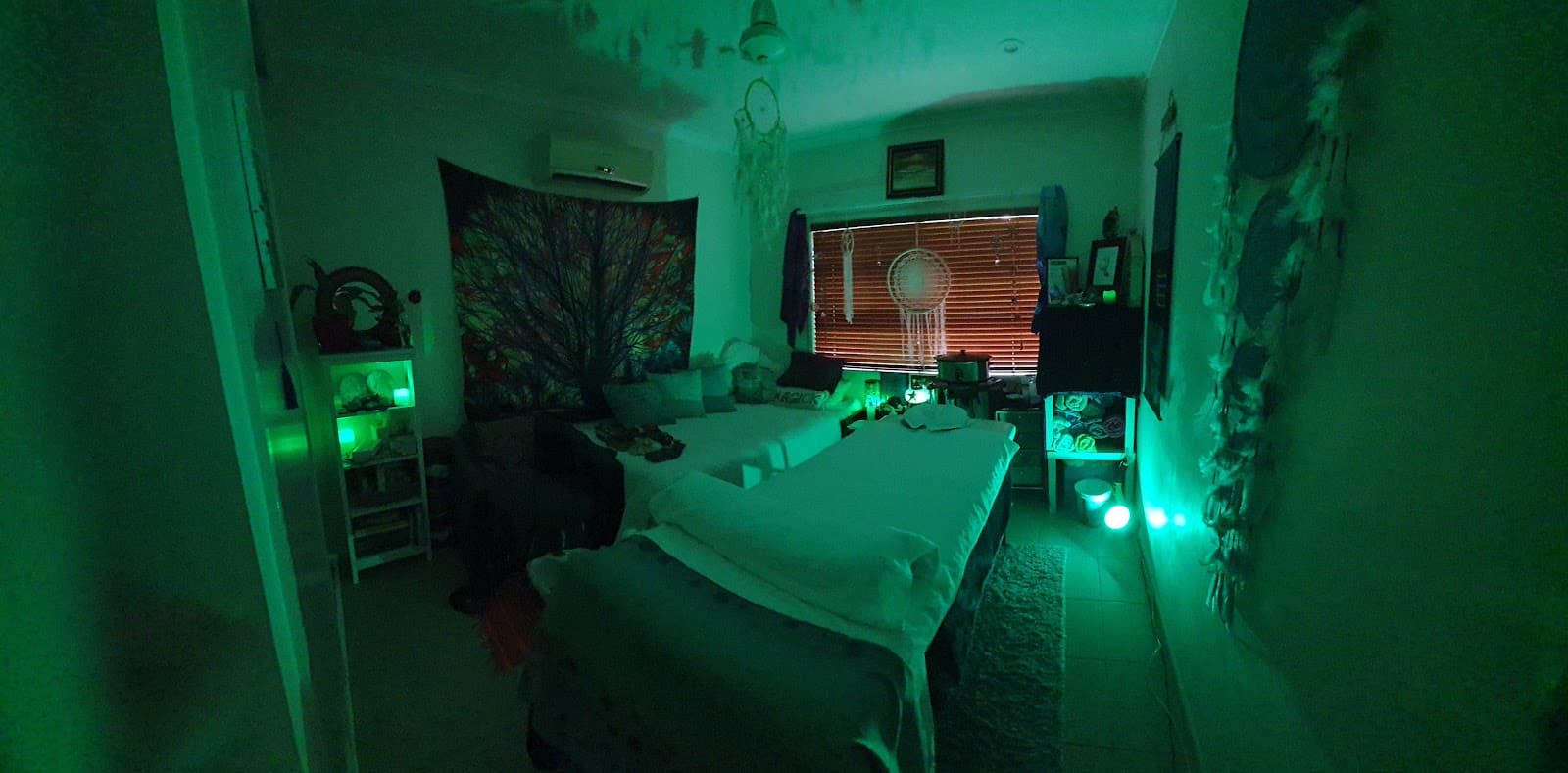 Beaches Body 'n' Soul Massage and Energy Healing (ladies only) — Clifton Beach, Cairns