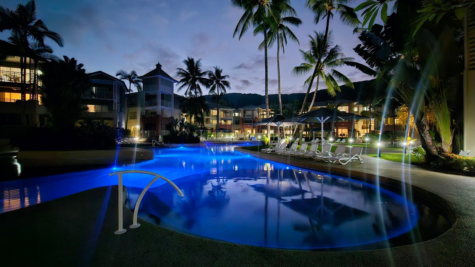 Mantra Amphora Palm Cove — Clifton Beach, Cairns