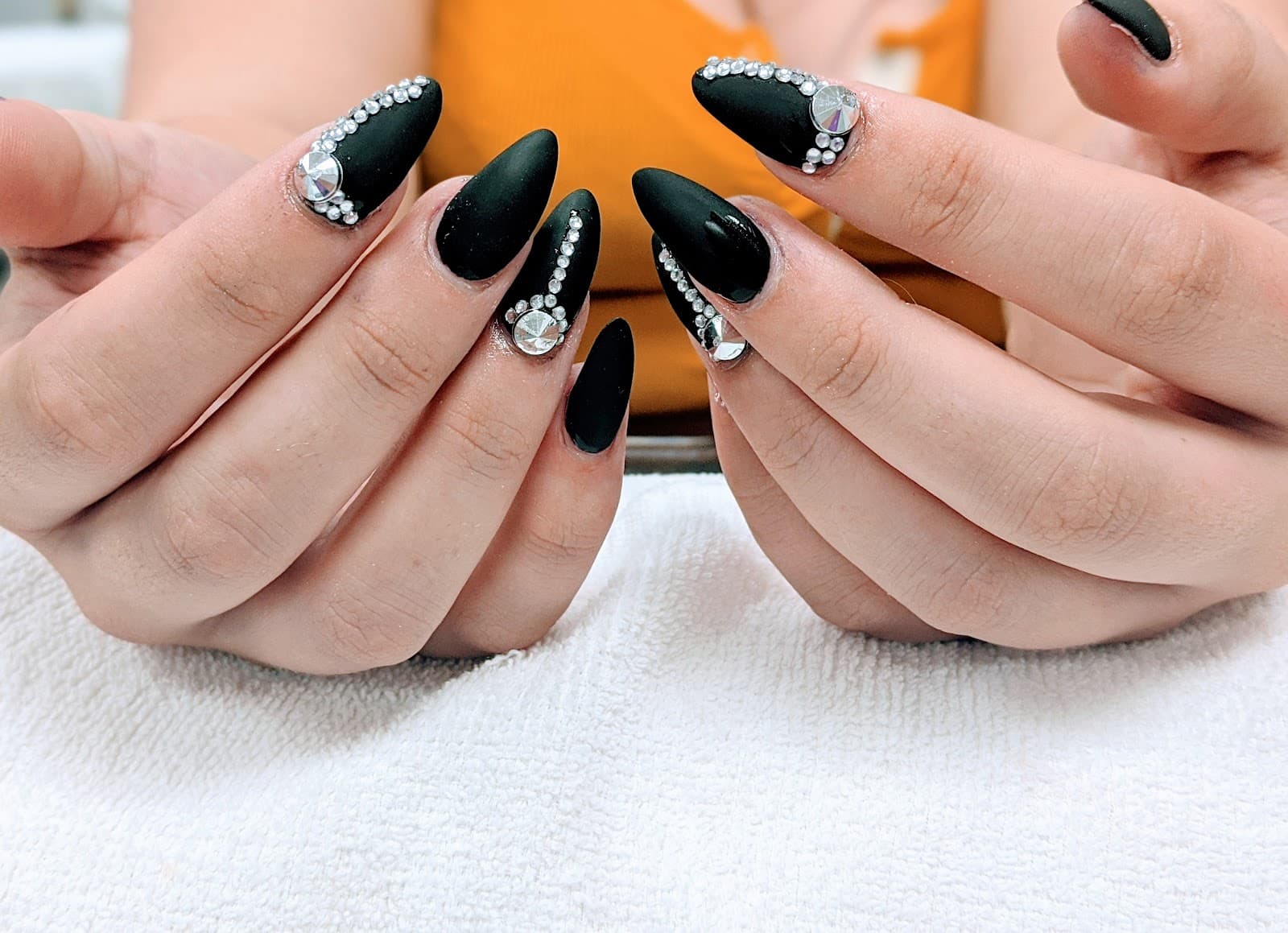 Gorgeous Nails & Spa -Clifton beach — Clifton Beach, Cairns