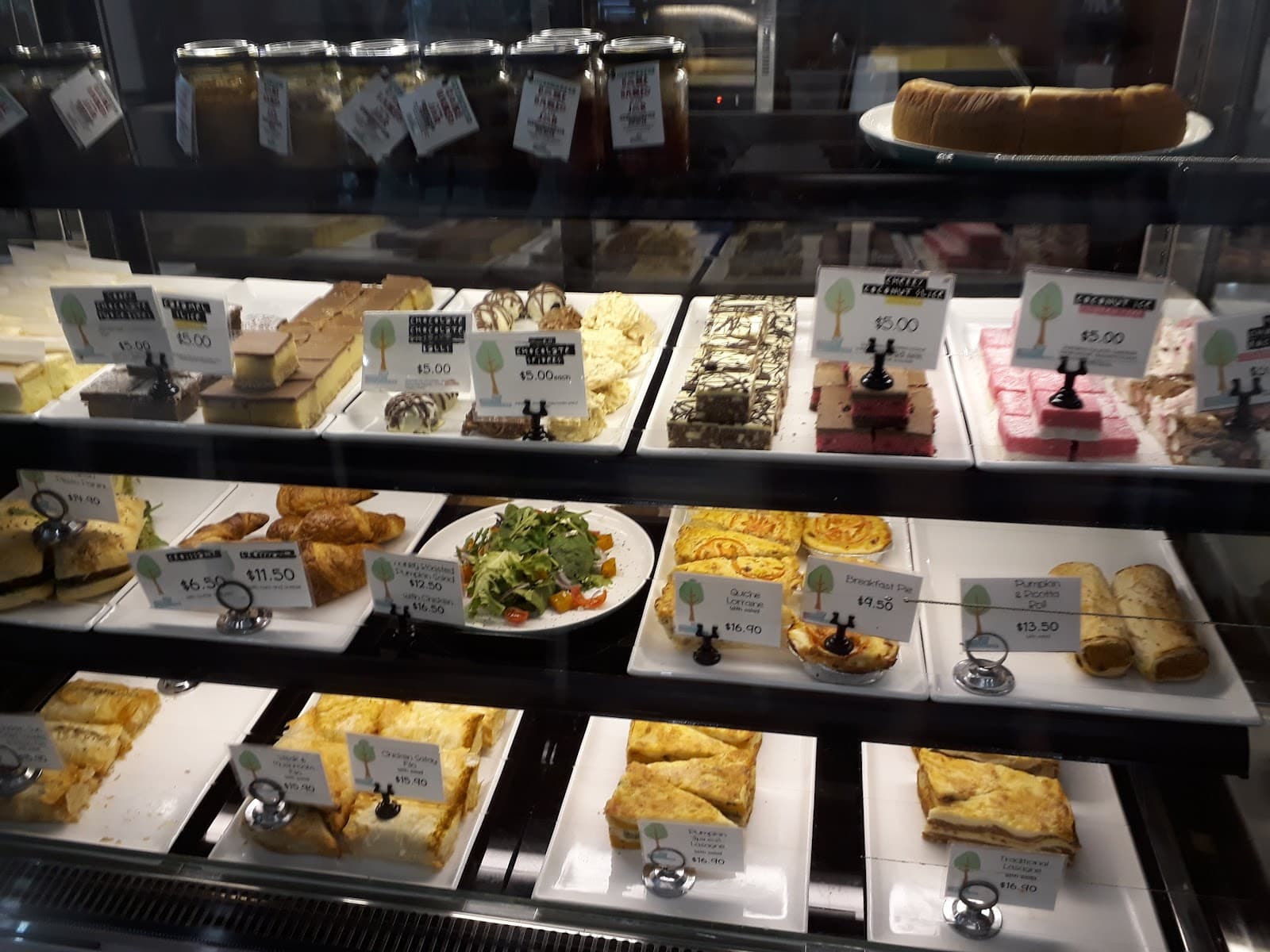 Earlville Shopping Town — Holloways Beach, Cairns