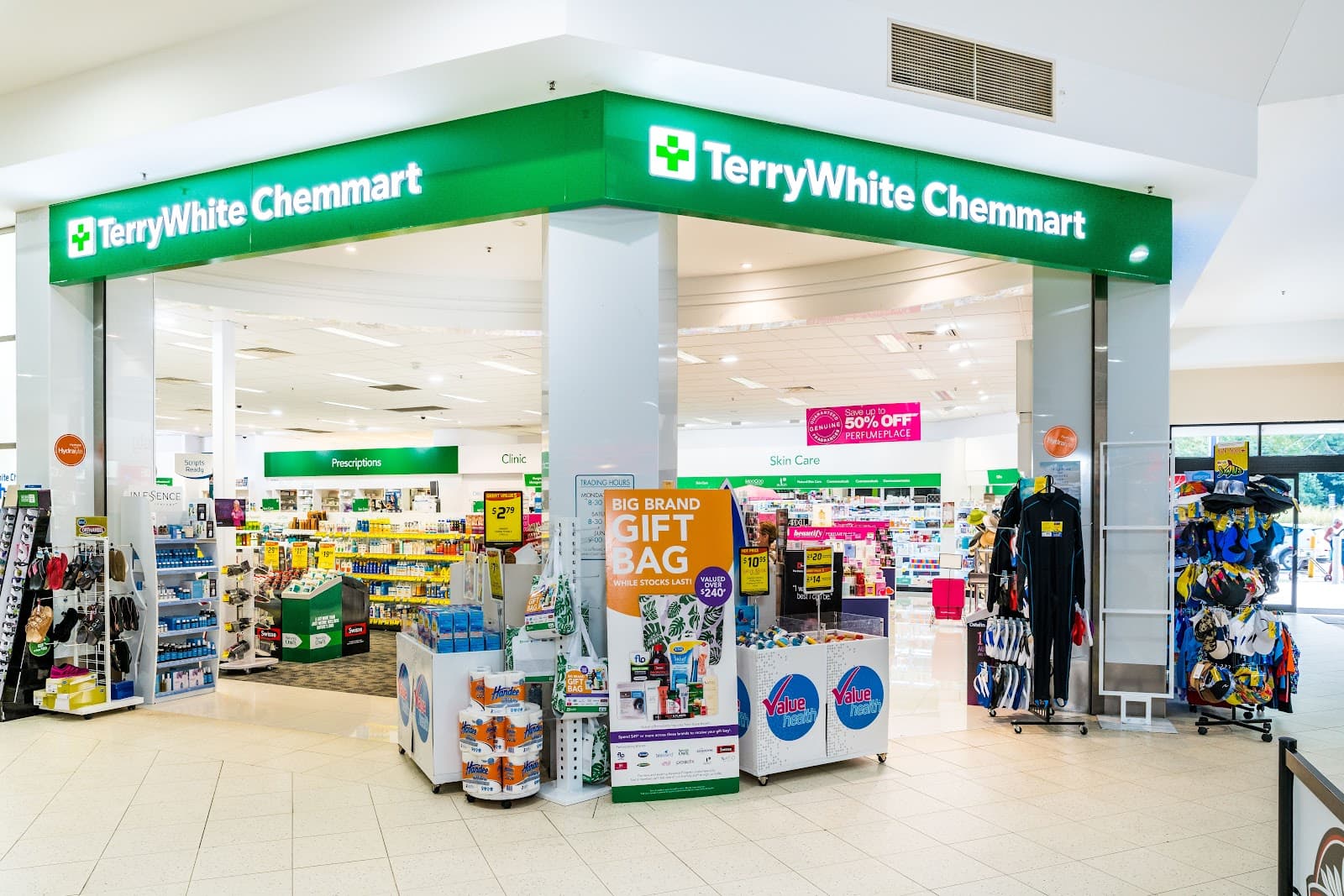TerryWhite Chemmart Clifton Beach — Clifton Beach, Cairns