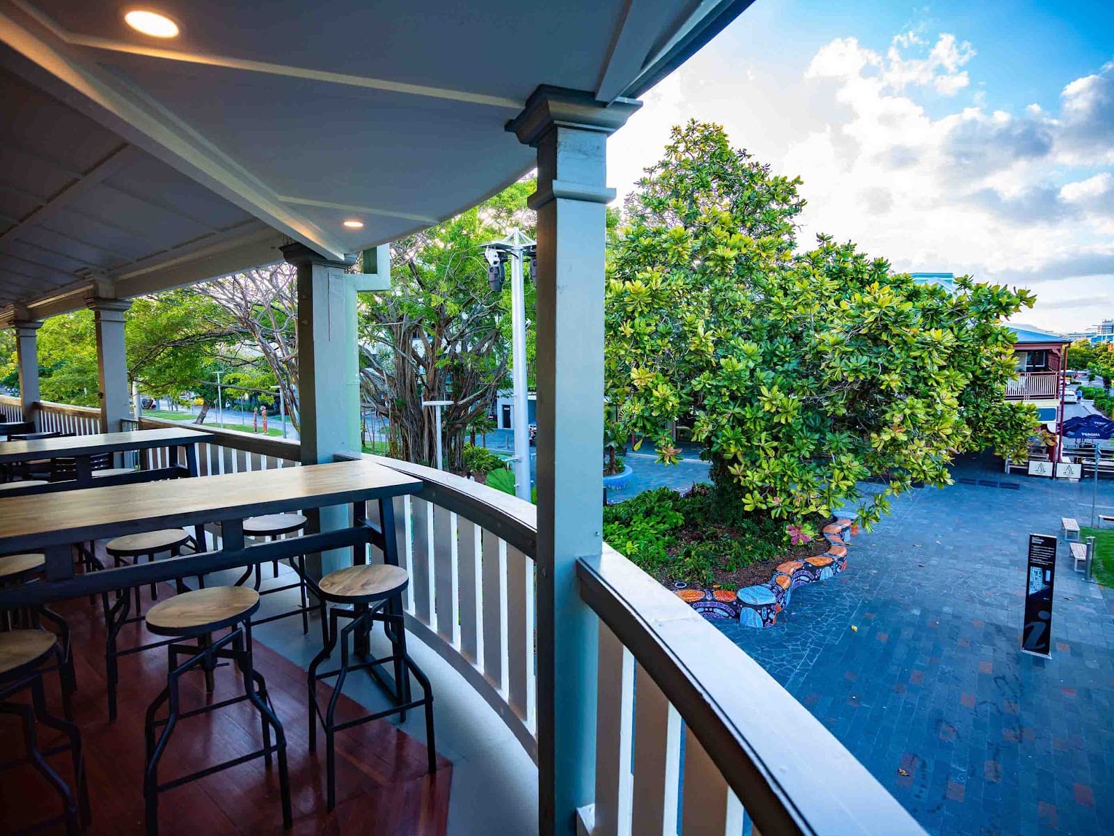 Hides Hotel Cairns — Smithfield, Cairns