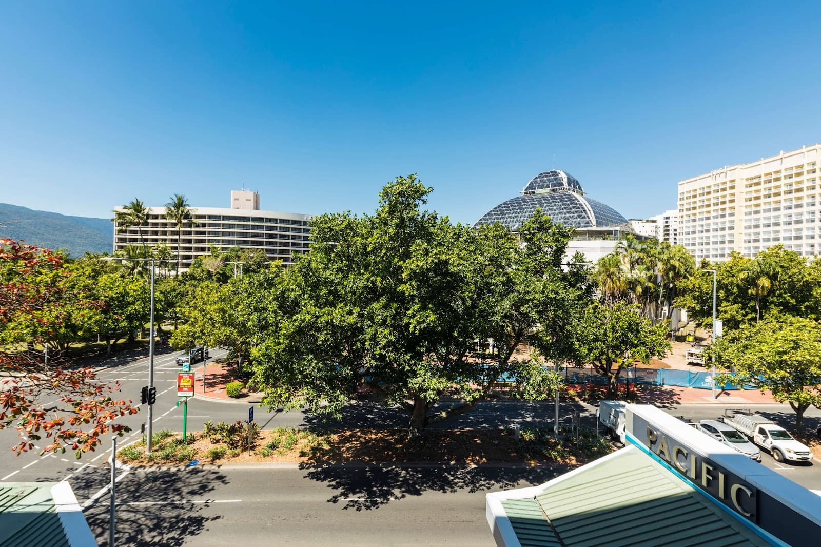 Pacific Hotel Cairns — Port Douglas, Cairns