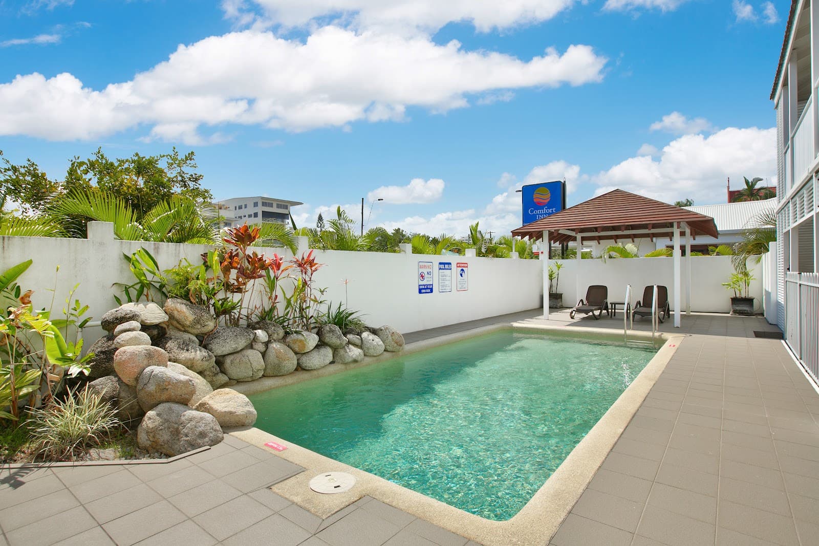 Comfort Inn Cairns City — Cairns City, Cairns
