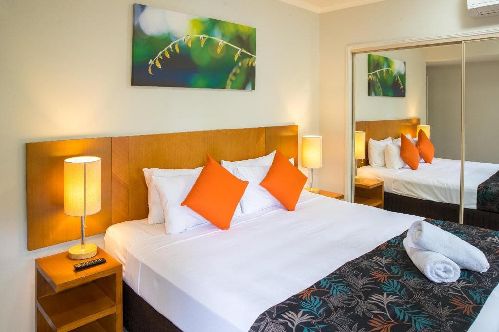 Lakes Cairns Resort — Holloways Beach, Cairns