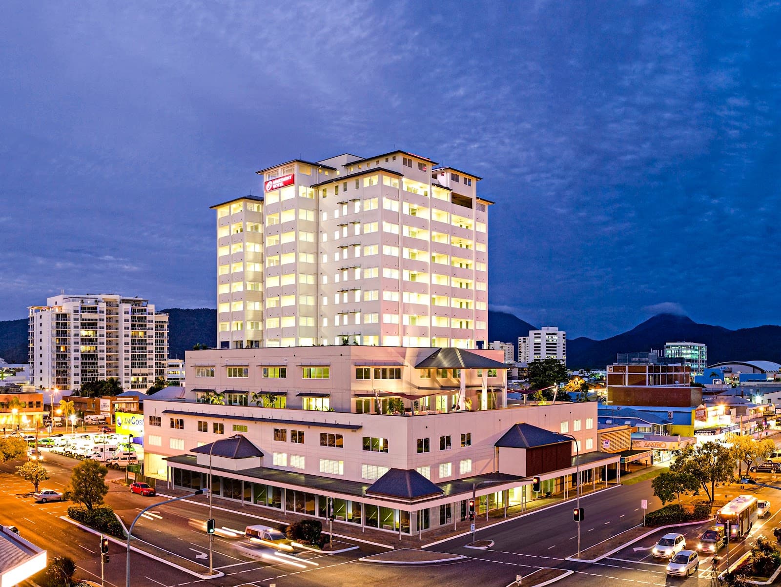 Cairns Central Plaza — Port Douglas, Cairns