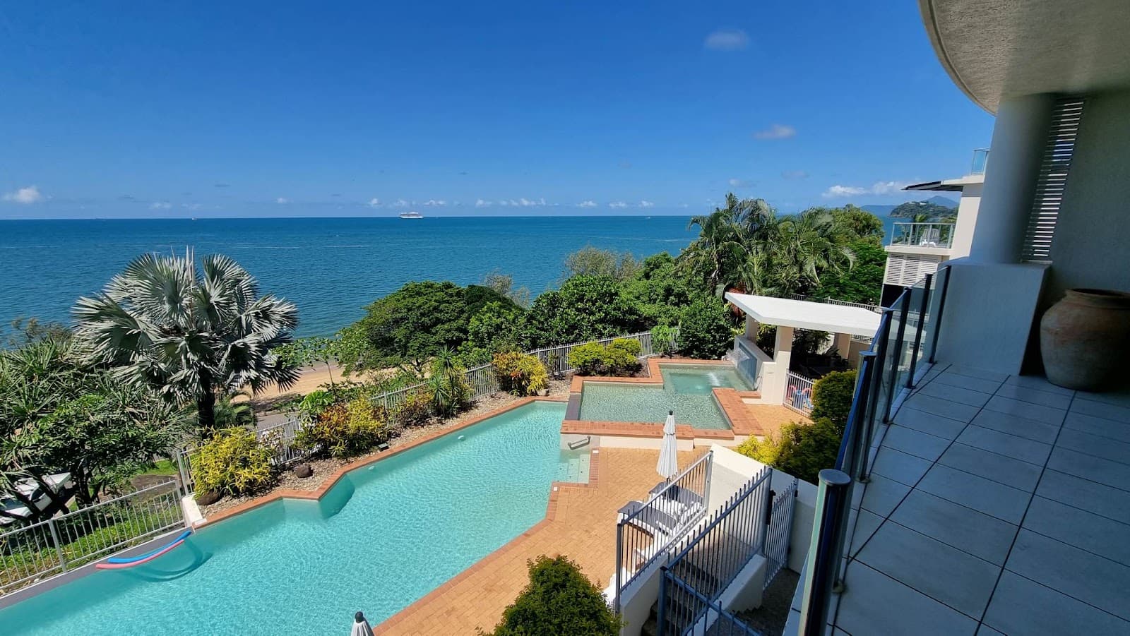 Bellevue at Trinity Beach — Trinity Beach, Cairns