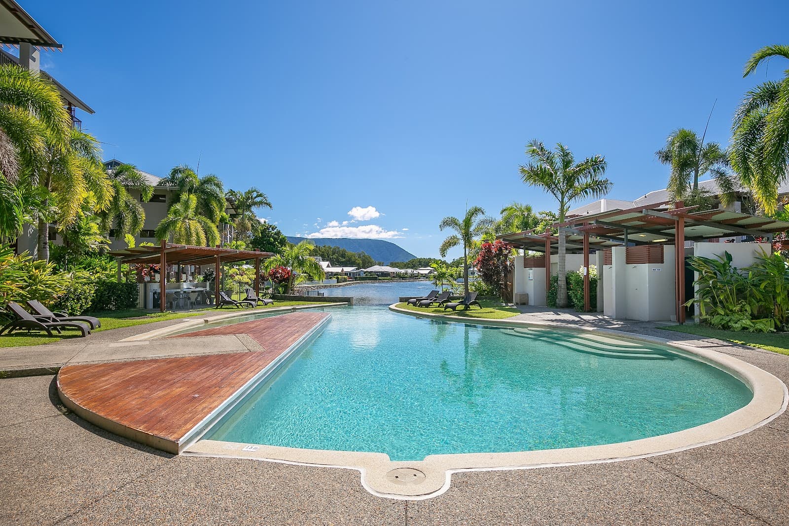 Blue Lagoon Resort — Yorkeys Knob, Cairns