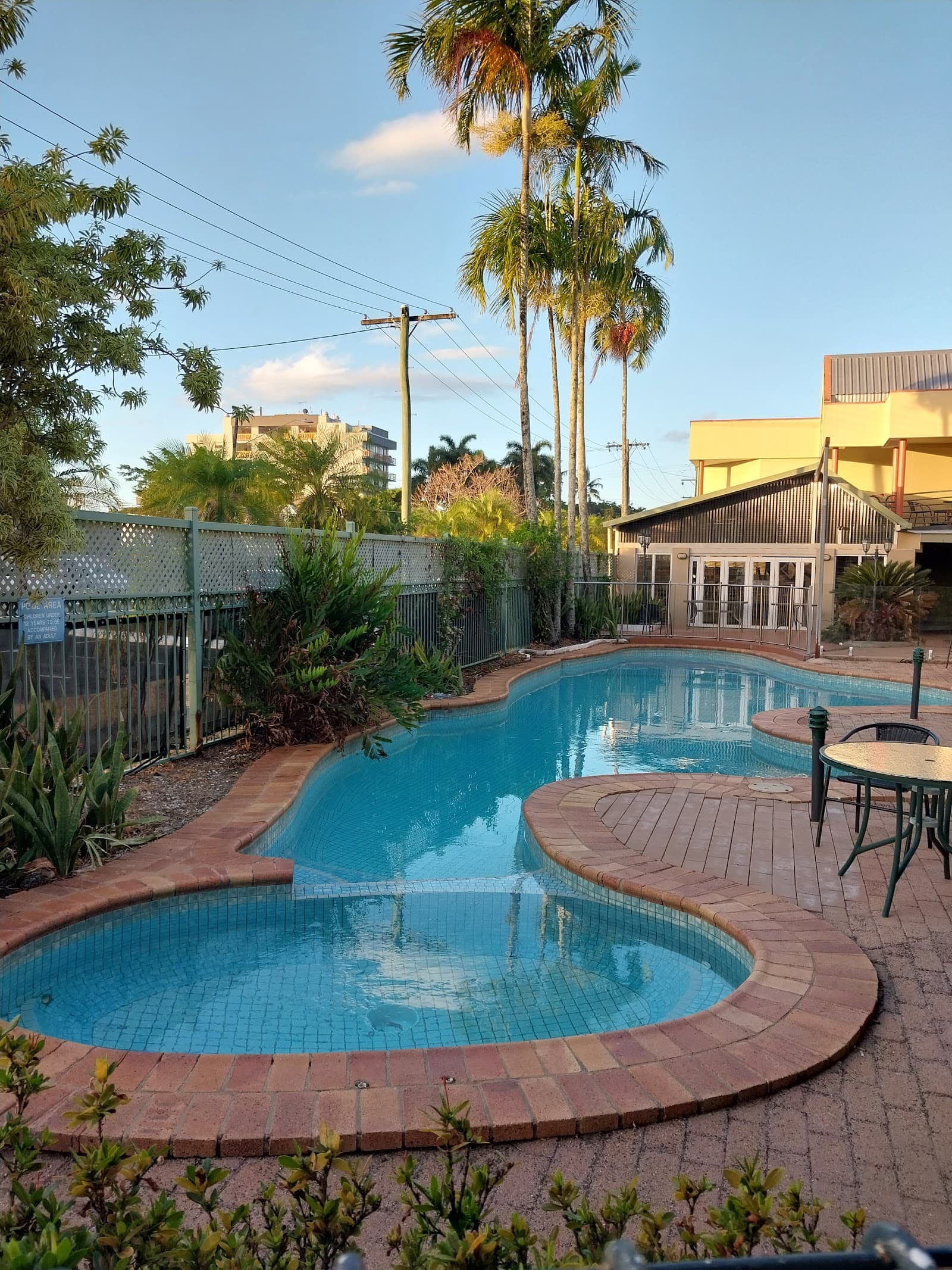 Tropical Queenslander — Holloways Beach, Cairns