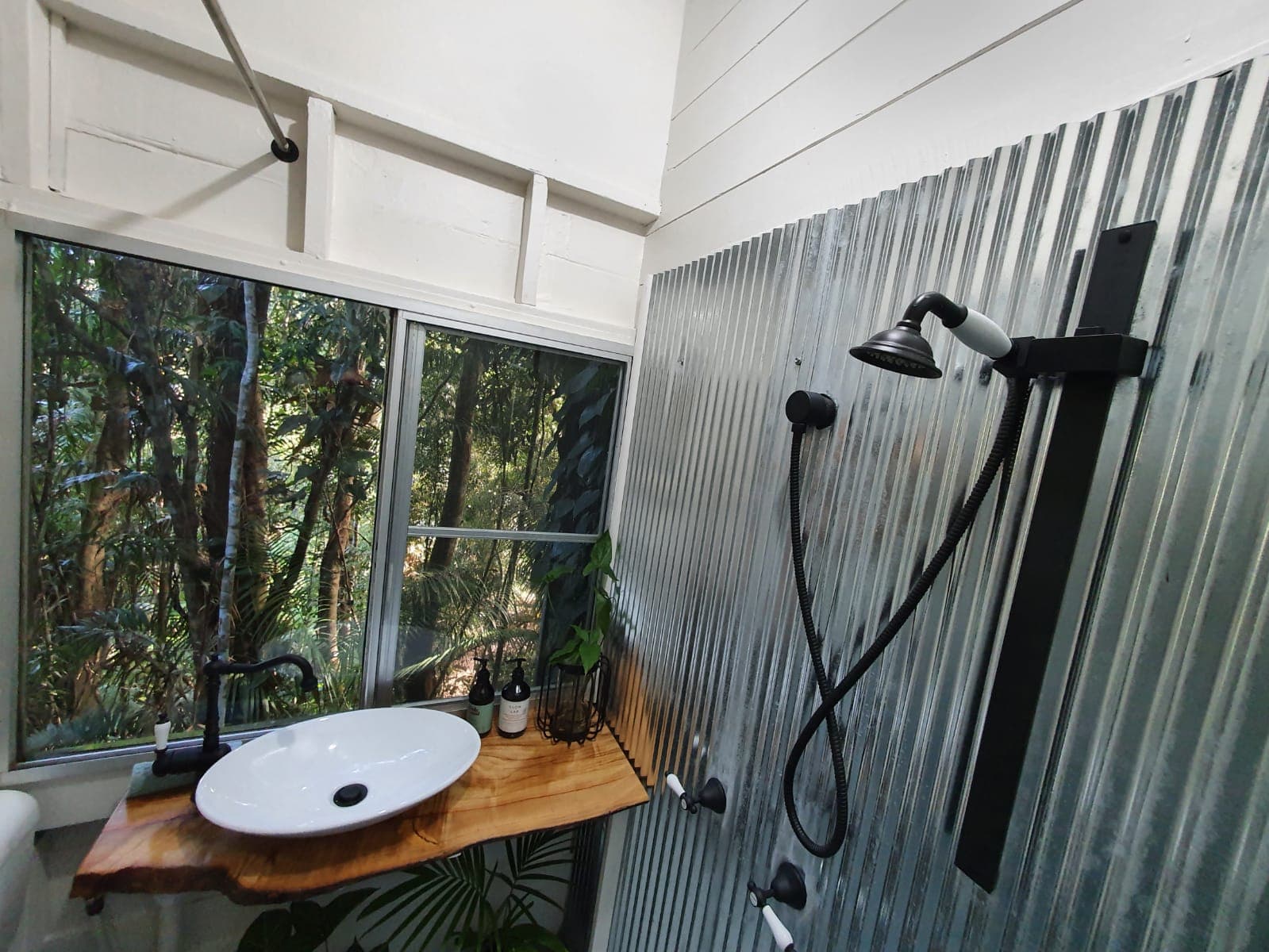 Cassowary House — Kuranda, Cairns