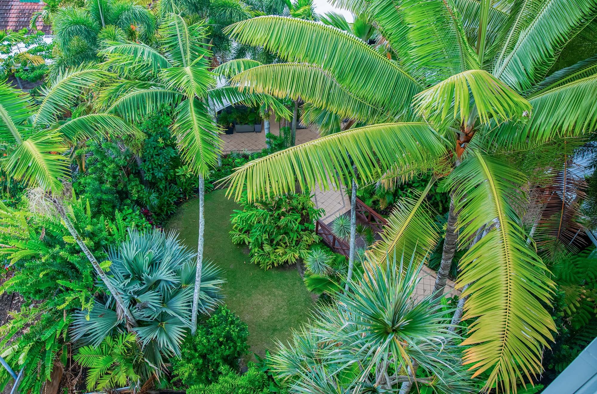 Cairns Harbourside Hotel